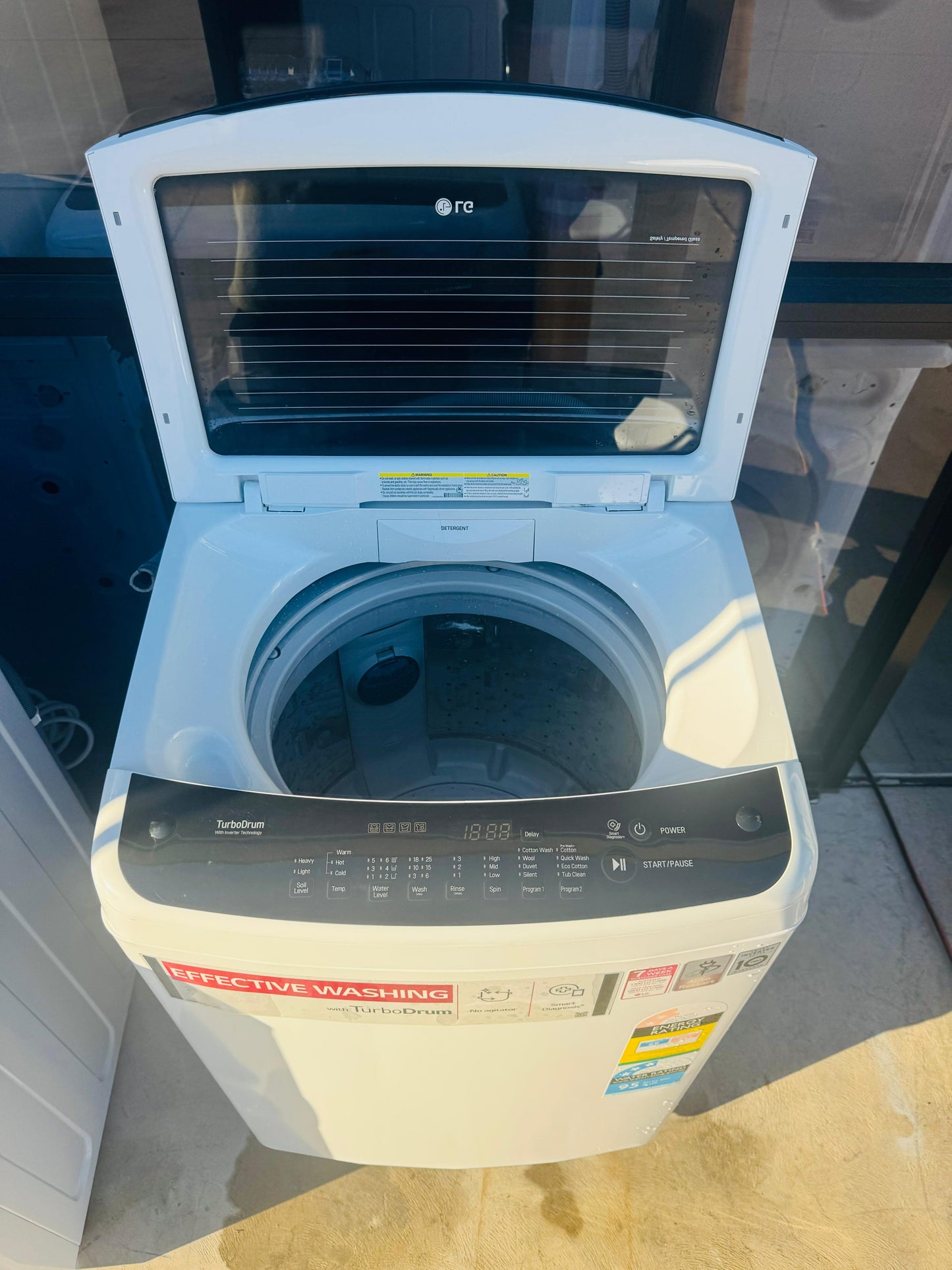 LG 6.5 KGS TOP LOADER WASHING MACHINE