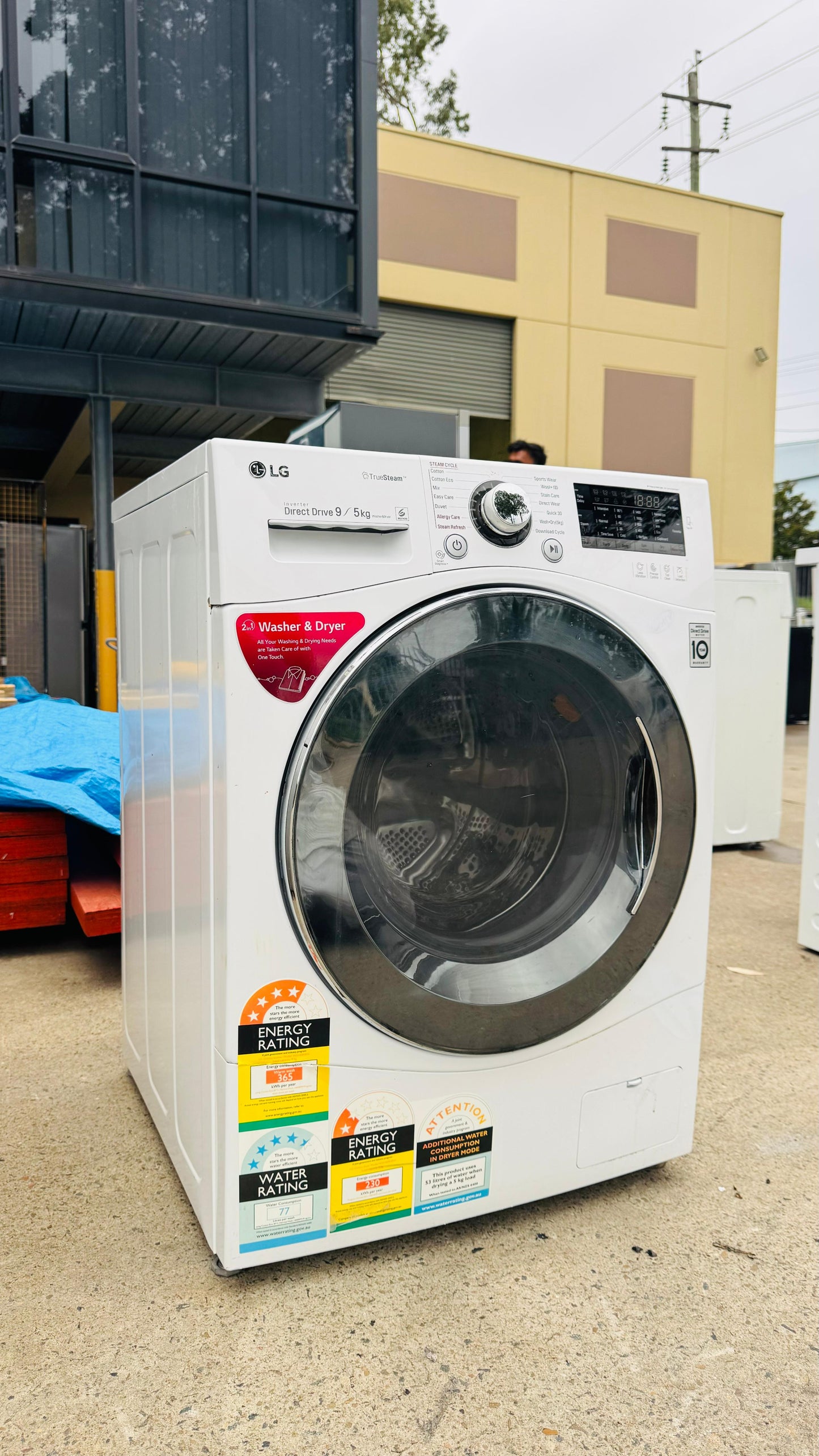 LG 9KGS FRONT LOADER WASHING MACHINE