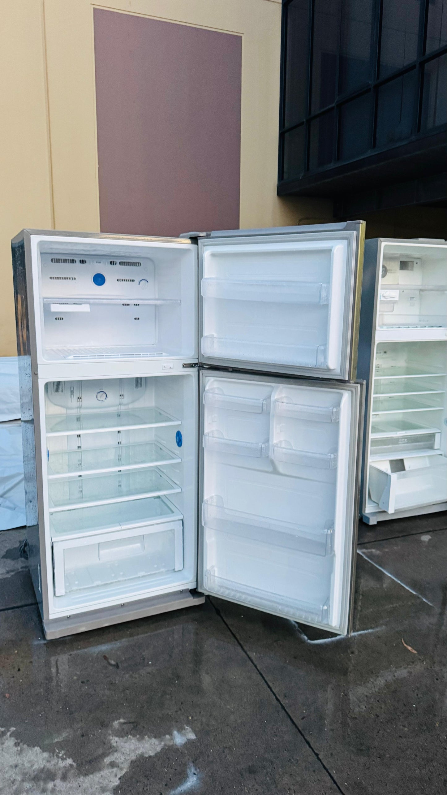 SAMSUNG 434 LITRES FRIDGE FREEZER