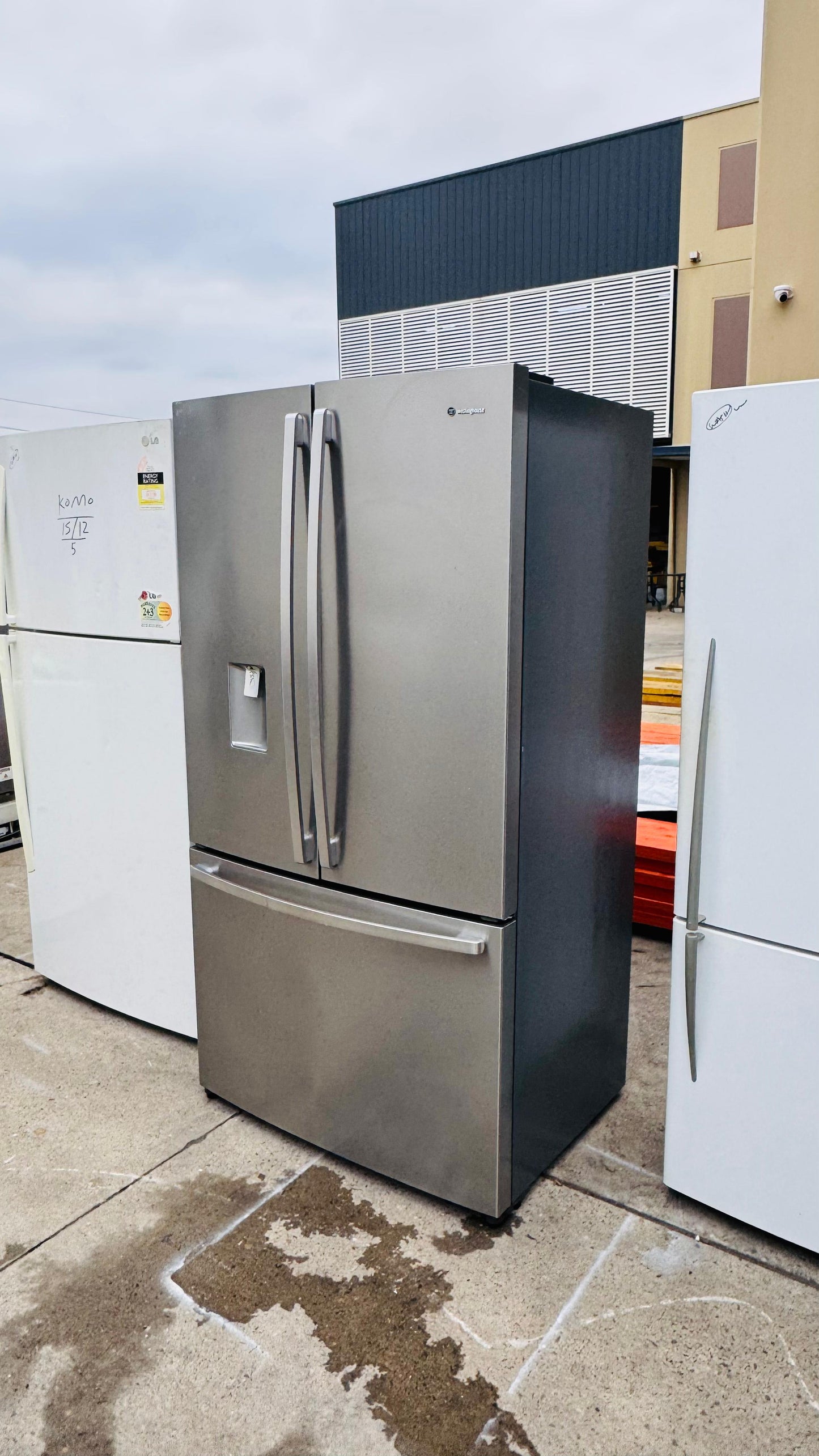 WESTINGHOUSE FRENCH DOOR 605 LITRES FRIDGE FREEZER