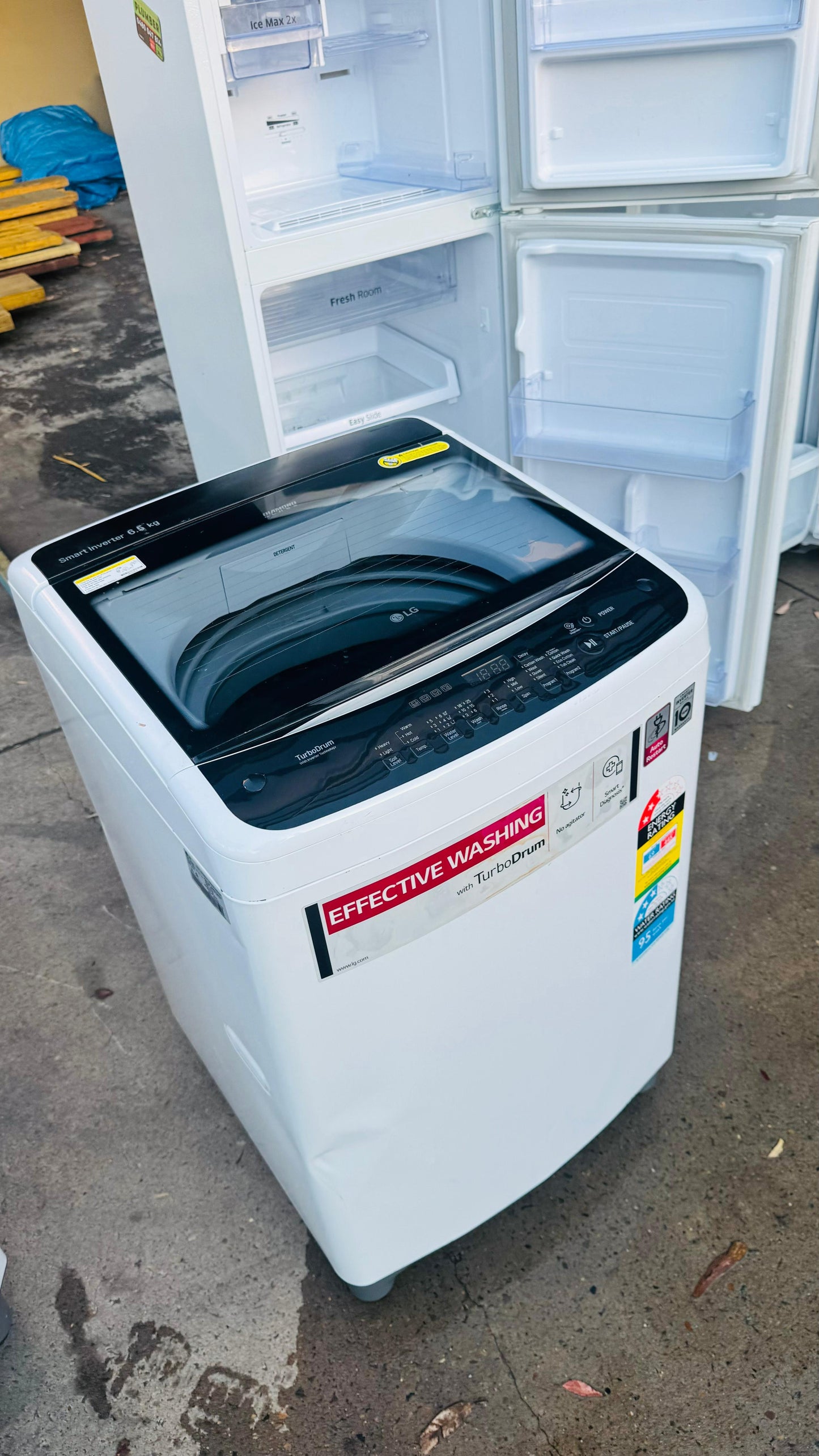 LG 6.5KGS TOP LOADER WASHING MACHINE