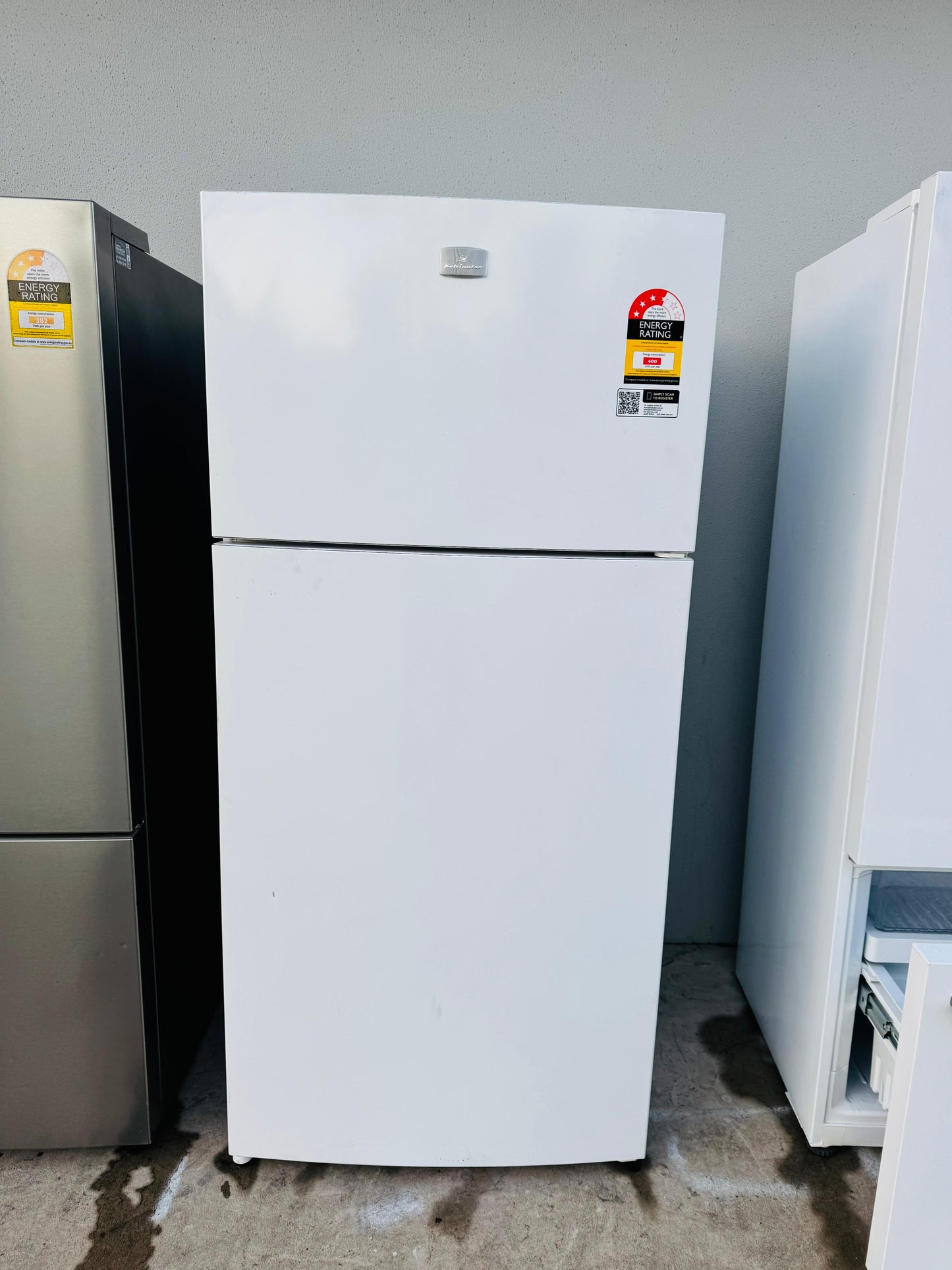 KELVINATOR 536 LITRES FRIDGE FREEZER