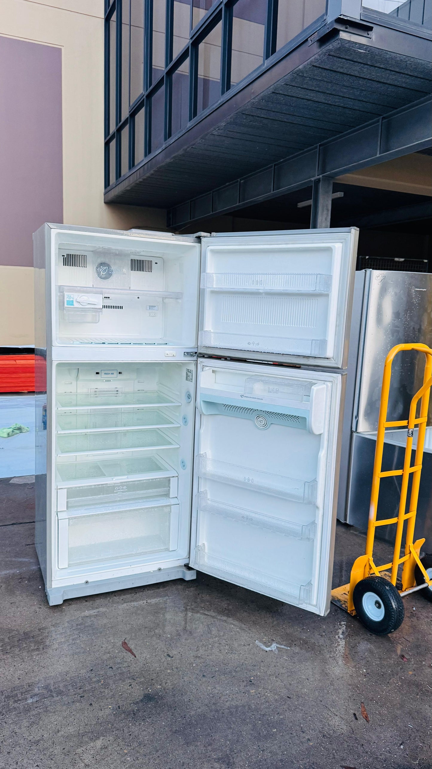 LG 466 LITRES FRIDGE FREEZER