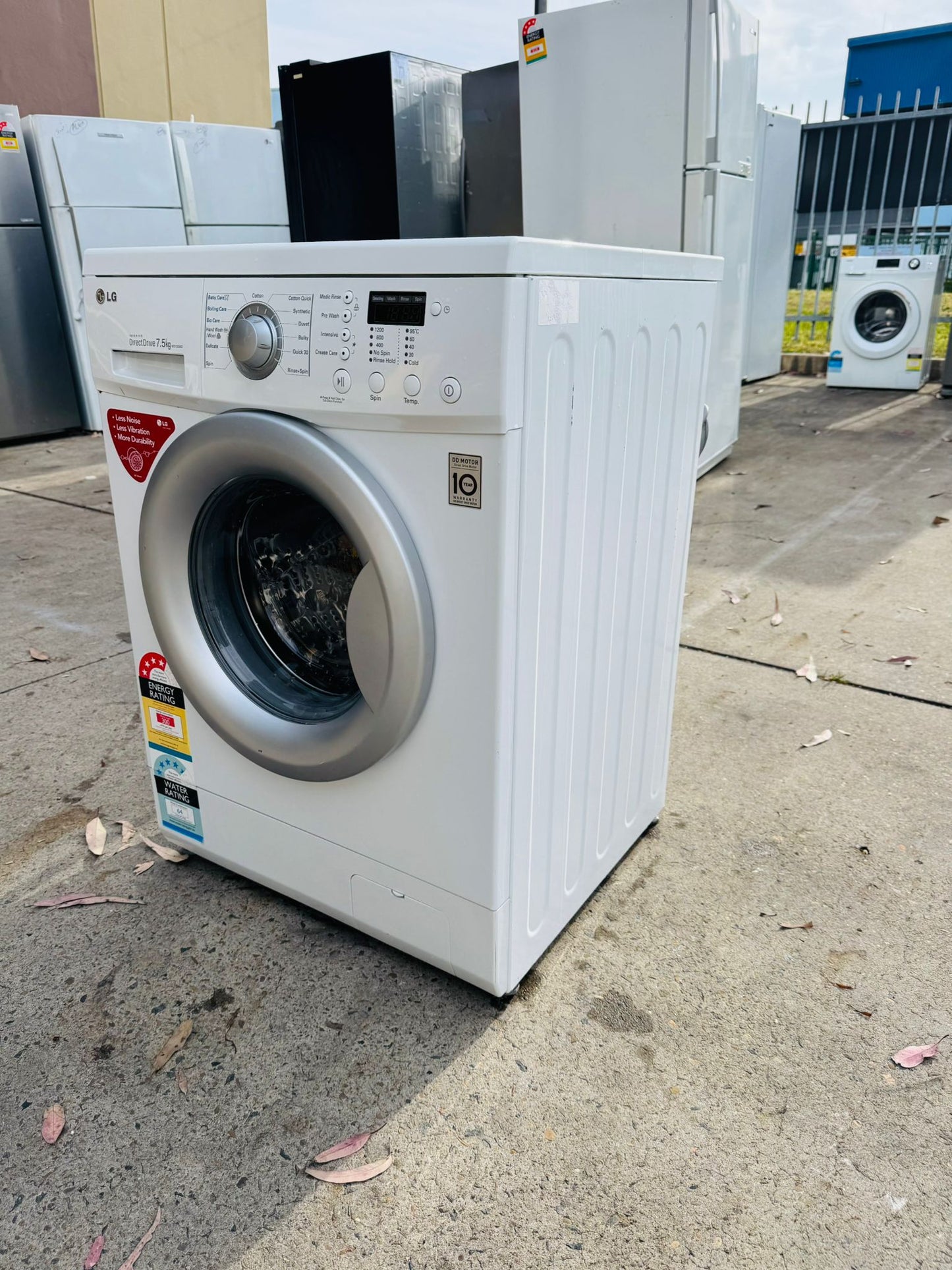 LG 7.5 KGS FRONT LOADER WASHING MACHINE