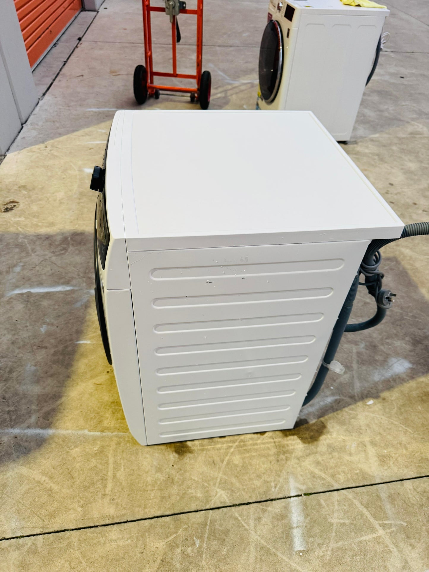 WESTING HOUSE 10KGS FRONT LOADER WASHING MACHINE