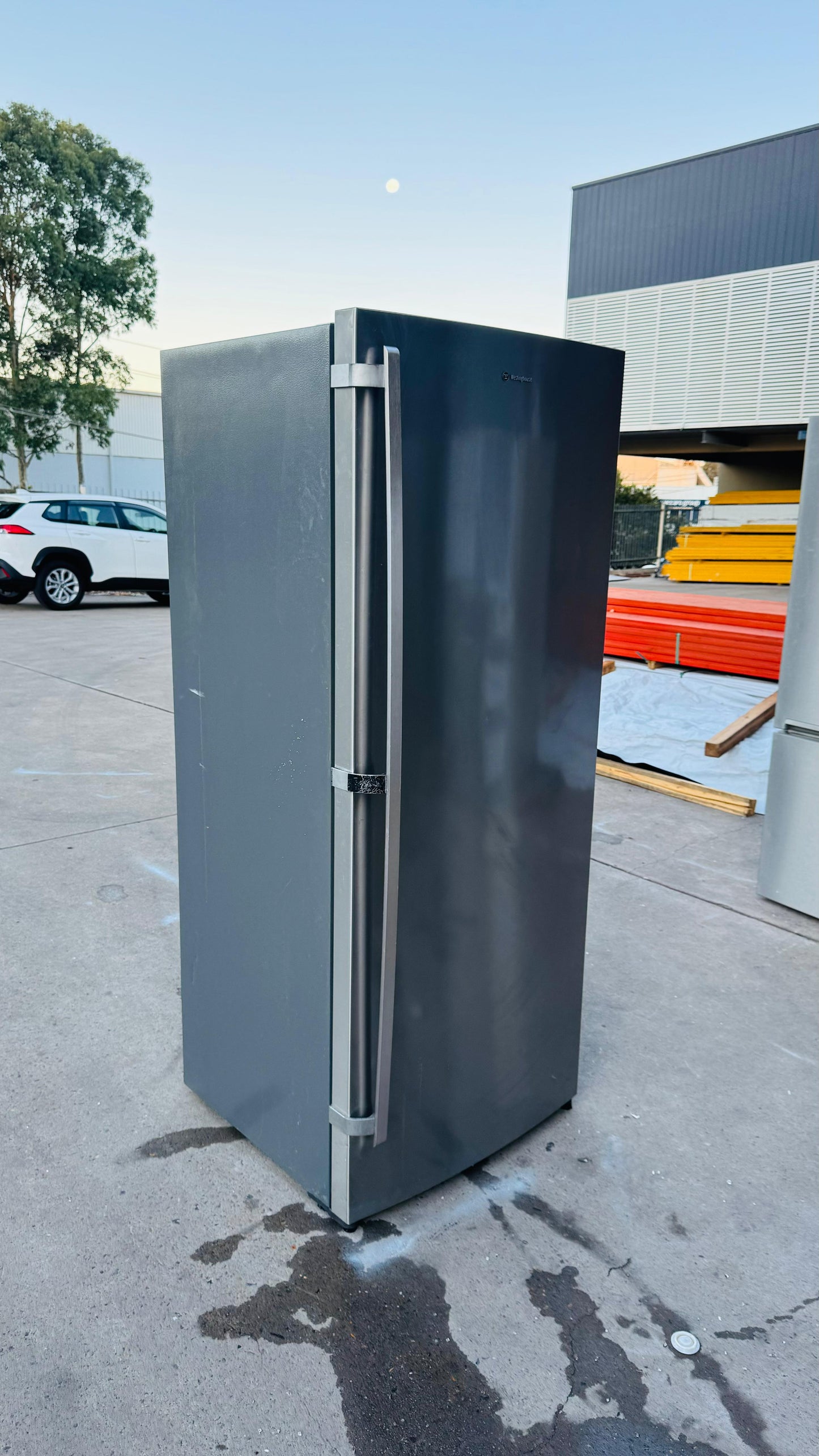 WESTINGHOUSE 501 LITRES FRIDGE ONLY