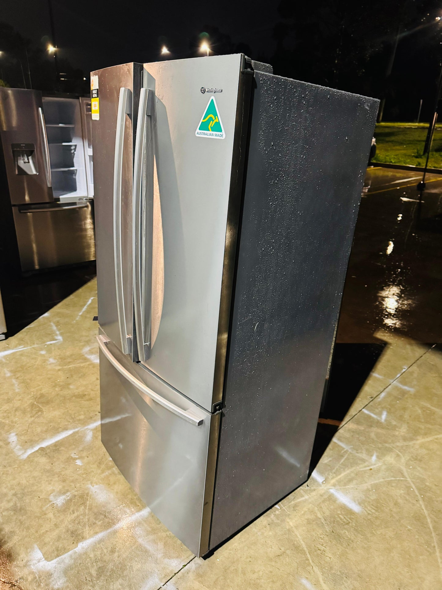 WESTING HOUSE FRENCH DOOR 510 LITRES FRIDGE FREEZER