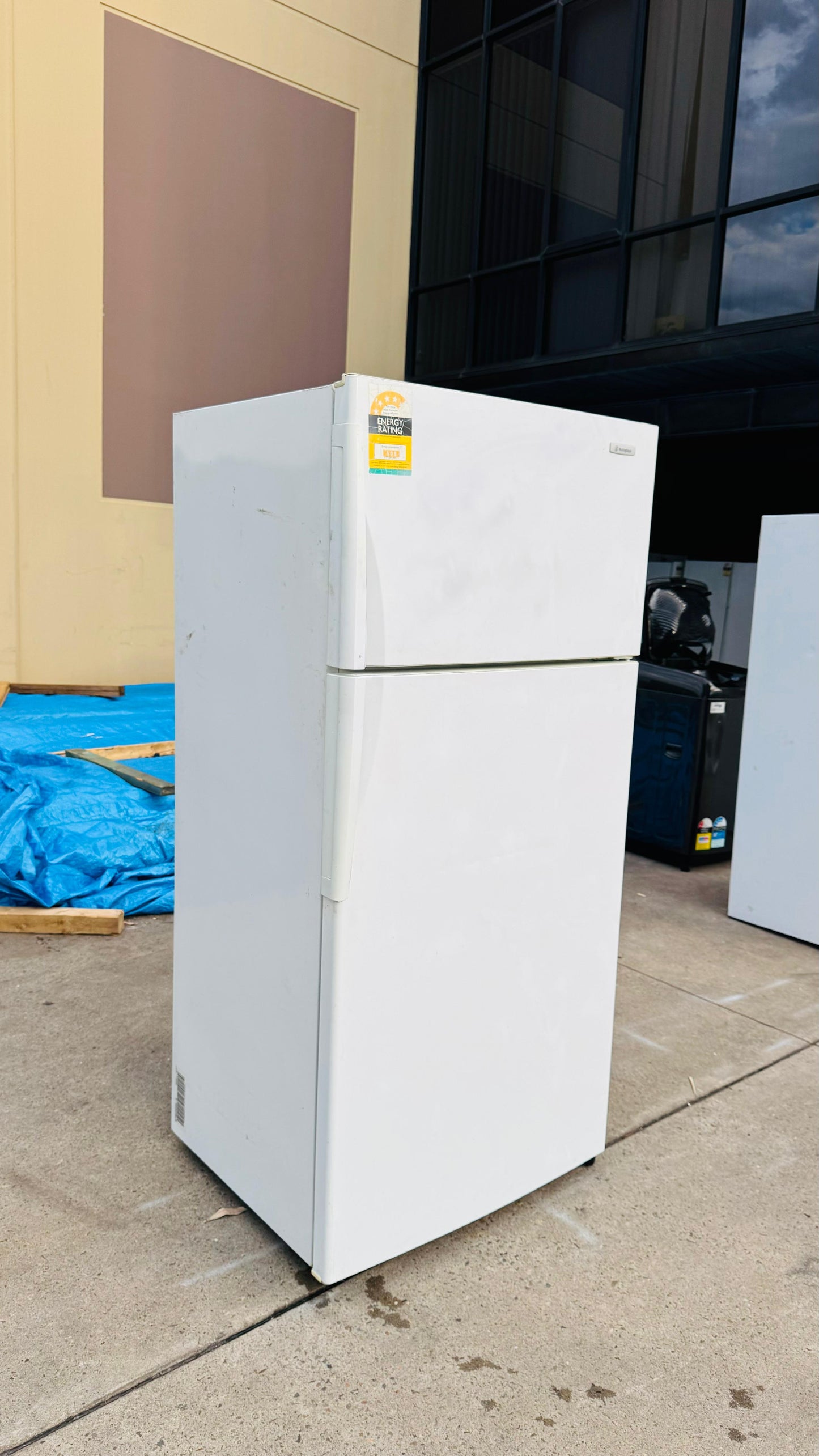 WESTINGHOUSE 520 LITRES FRIDGE FREEZER