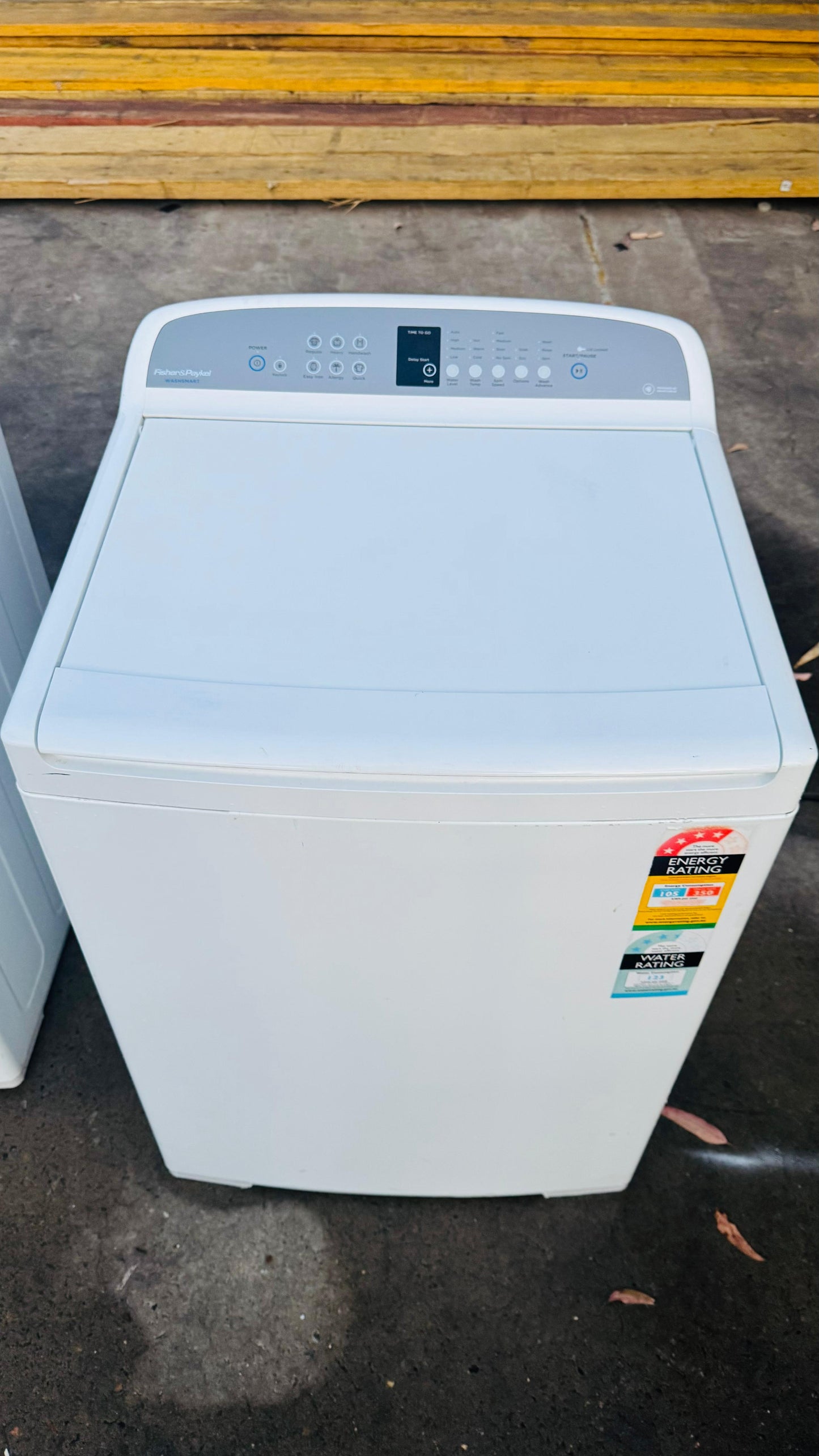FISHER AND PAYKEL 10KGS TOP LOADER WASHING MACHINE