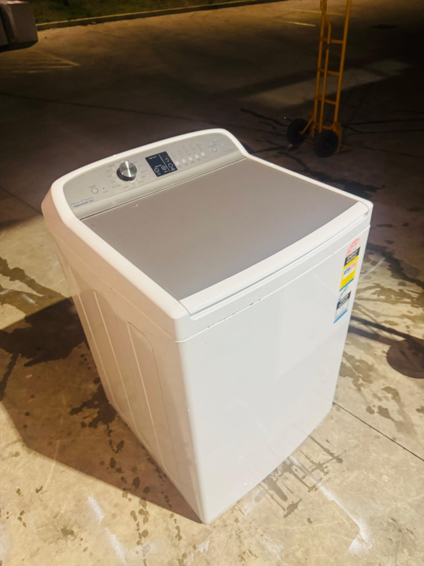 FISHER AND PAYKEL 10 KGS TOP LOADER WASHING MACHINE
