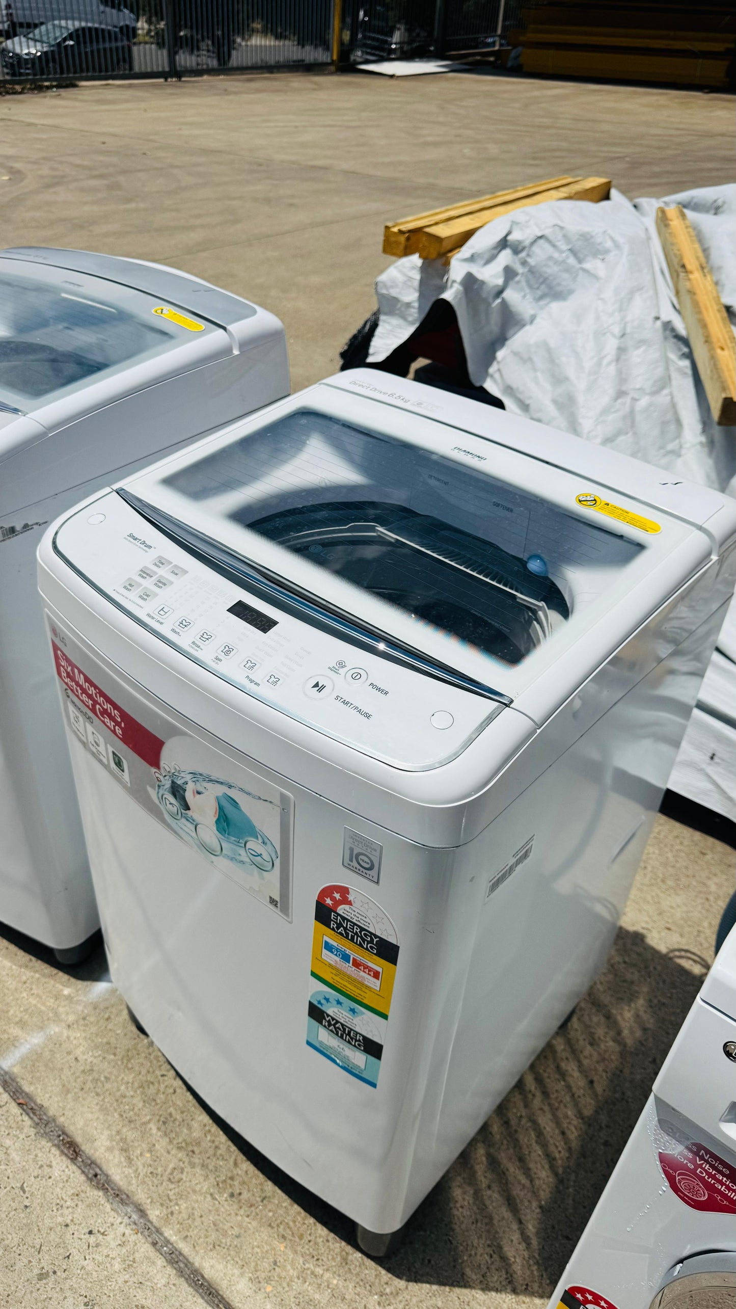 LG 6.5KGS TOP LOADER WASHING MACHINE