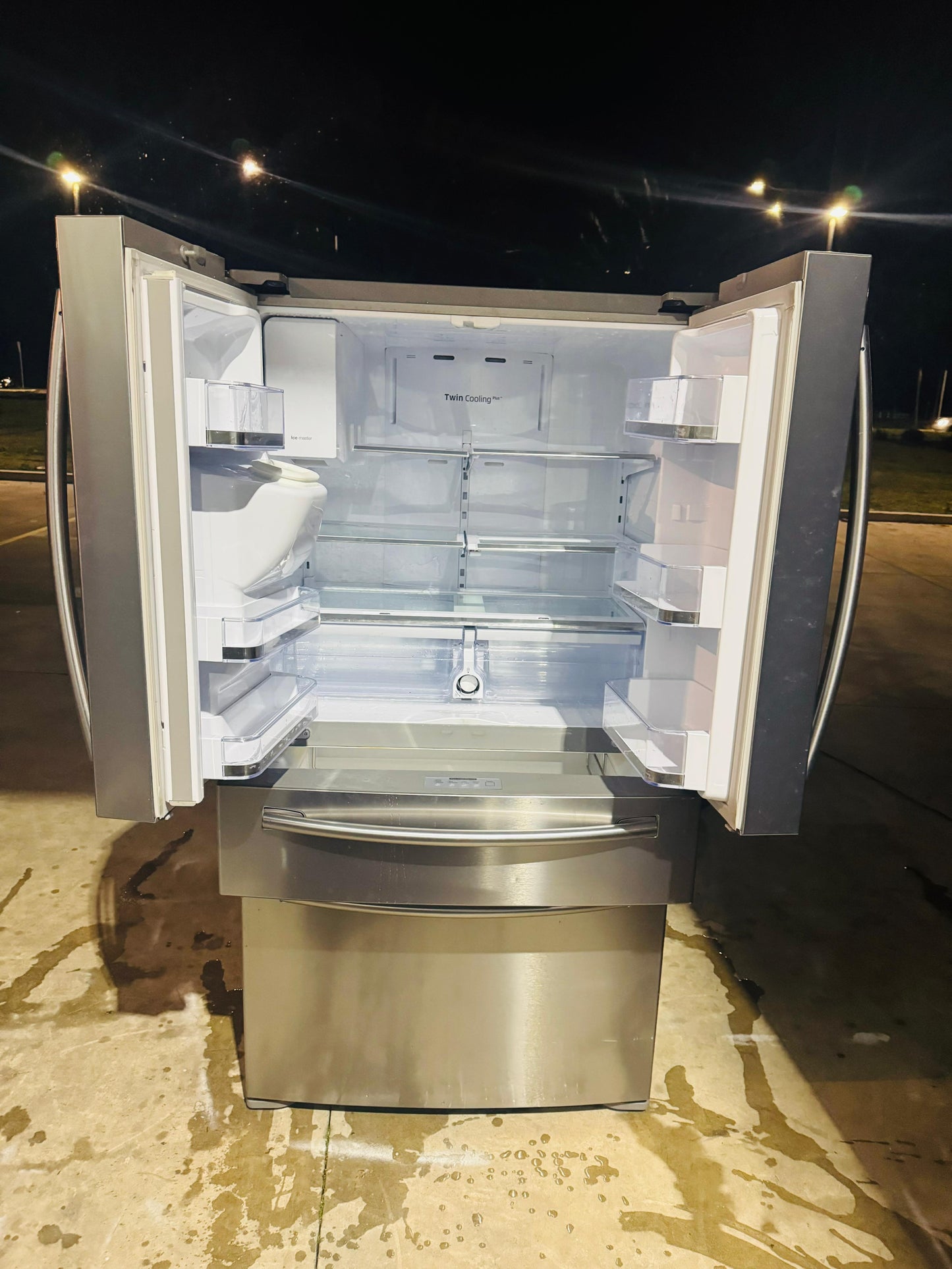 SAMSUNG FRENCH DOOR 680 LITRES FRIDGE FREEZER