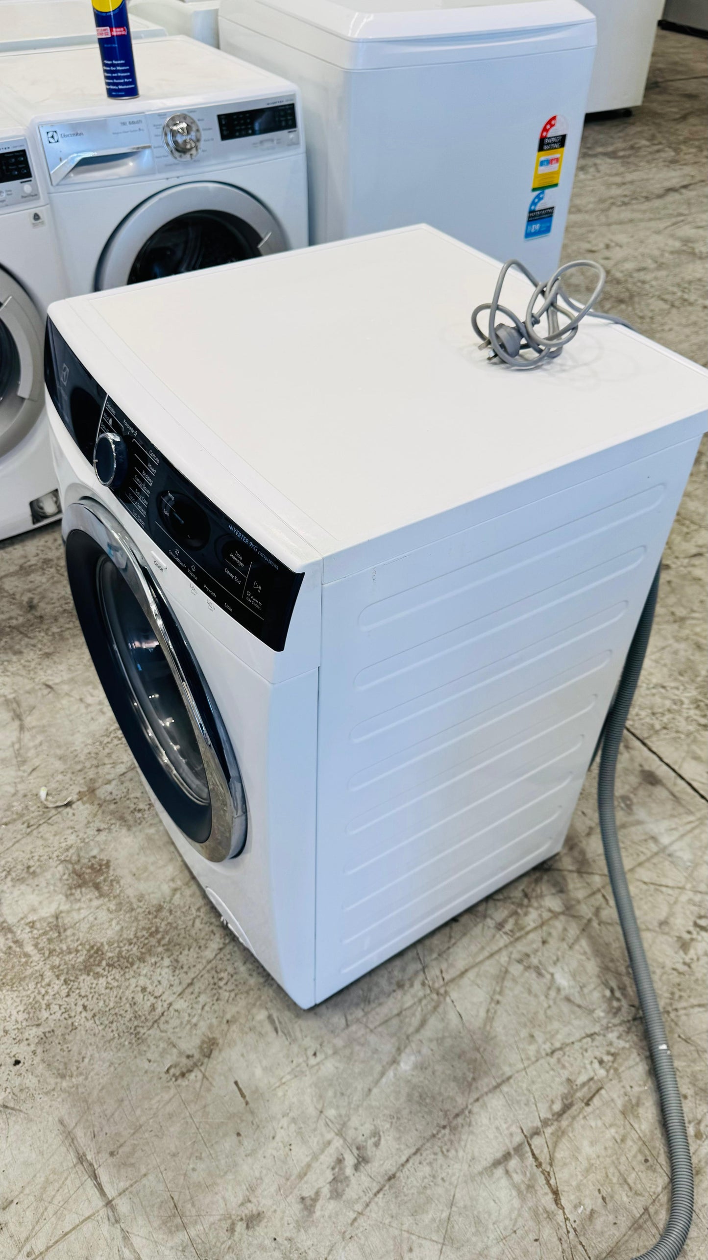 ELECTROLUX 9KGS FRONT LOADER WASHING MACHINE