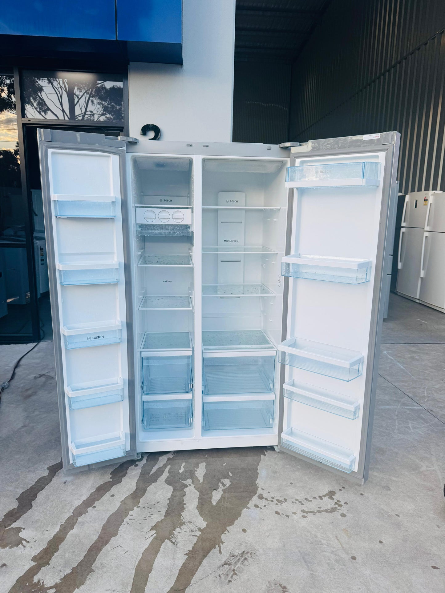 BOSCH SIDE BY SIDE 610 LITRES FRIDGE FREEZER