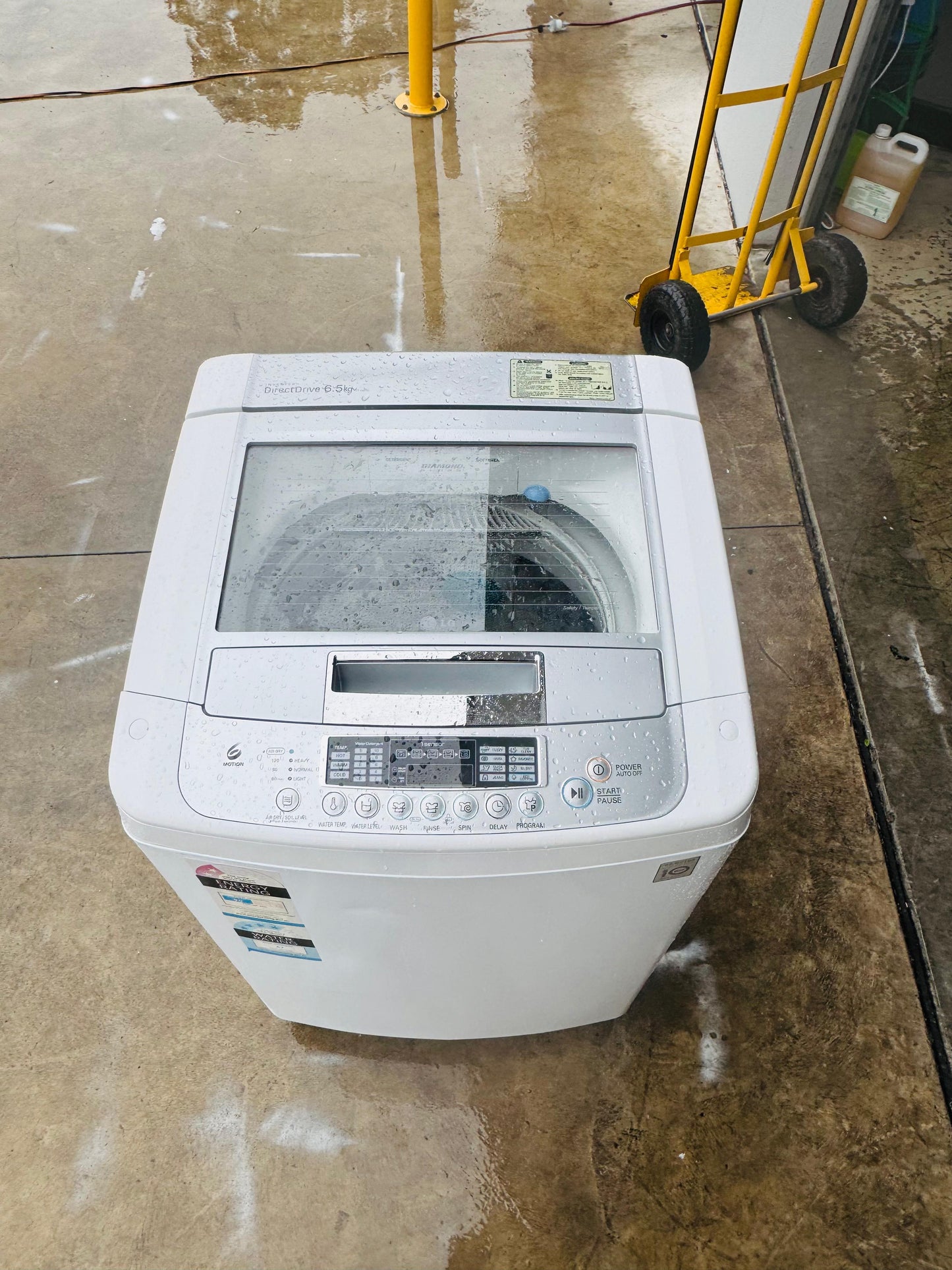LG 6.5 KGS TOP LOADER WASHING MACHINE