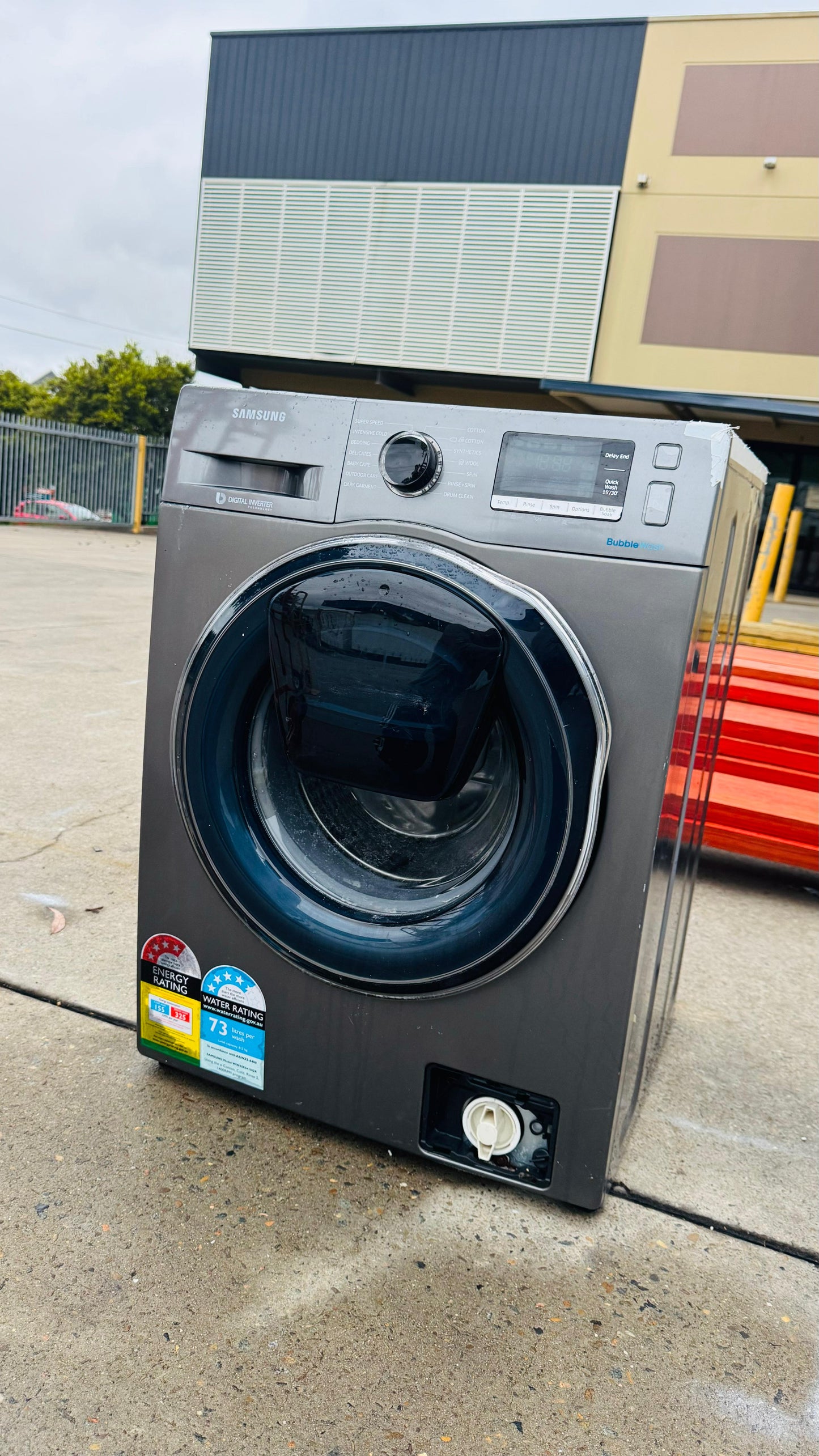 SAMSUNG 8.5KGS FRONT LOADER WASHING MACHINE