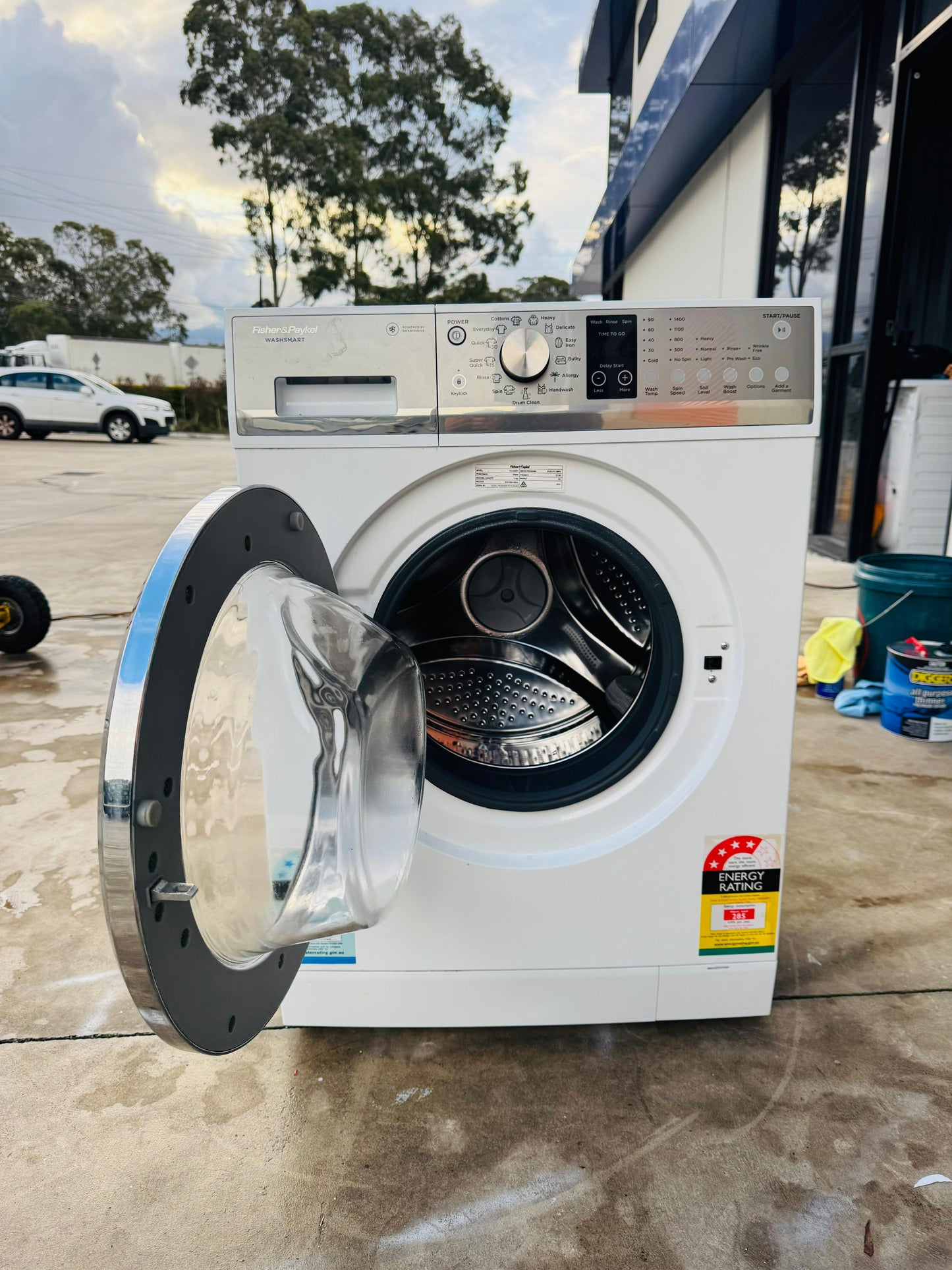 FISHER AND PAYKEL 7.5 KGS FRONT LOADER WASHING MACHINE