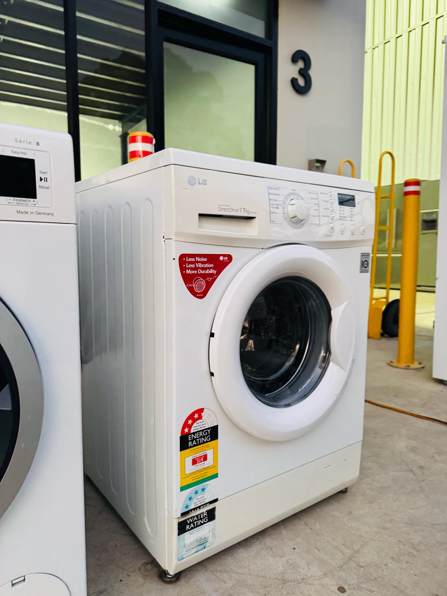 **LG 7.5KGS FRONT LOADER WASHING MACHINE** FREE DELIVERY
