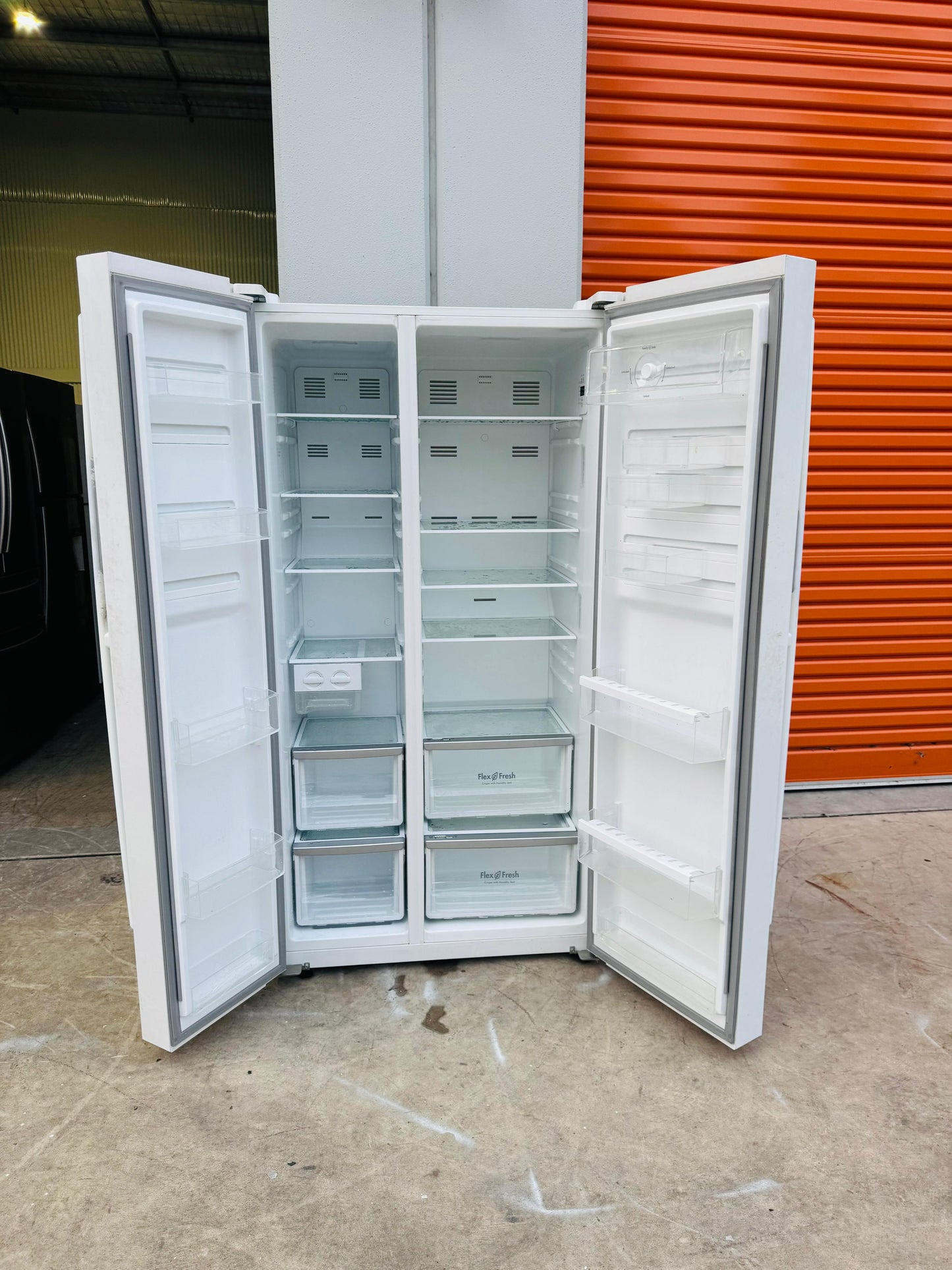 WESTINGHOUSE SIDE BY SIDE 620 LITRES FRIDGE FREEZER
