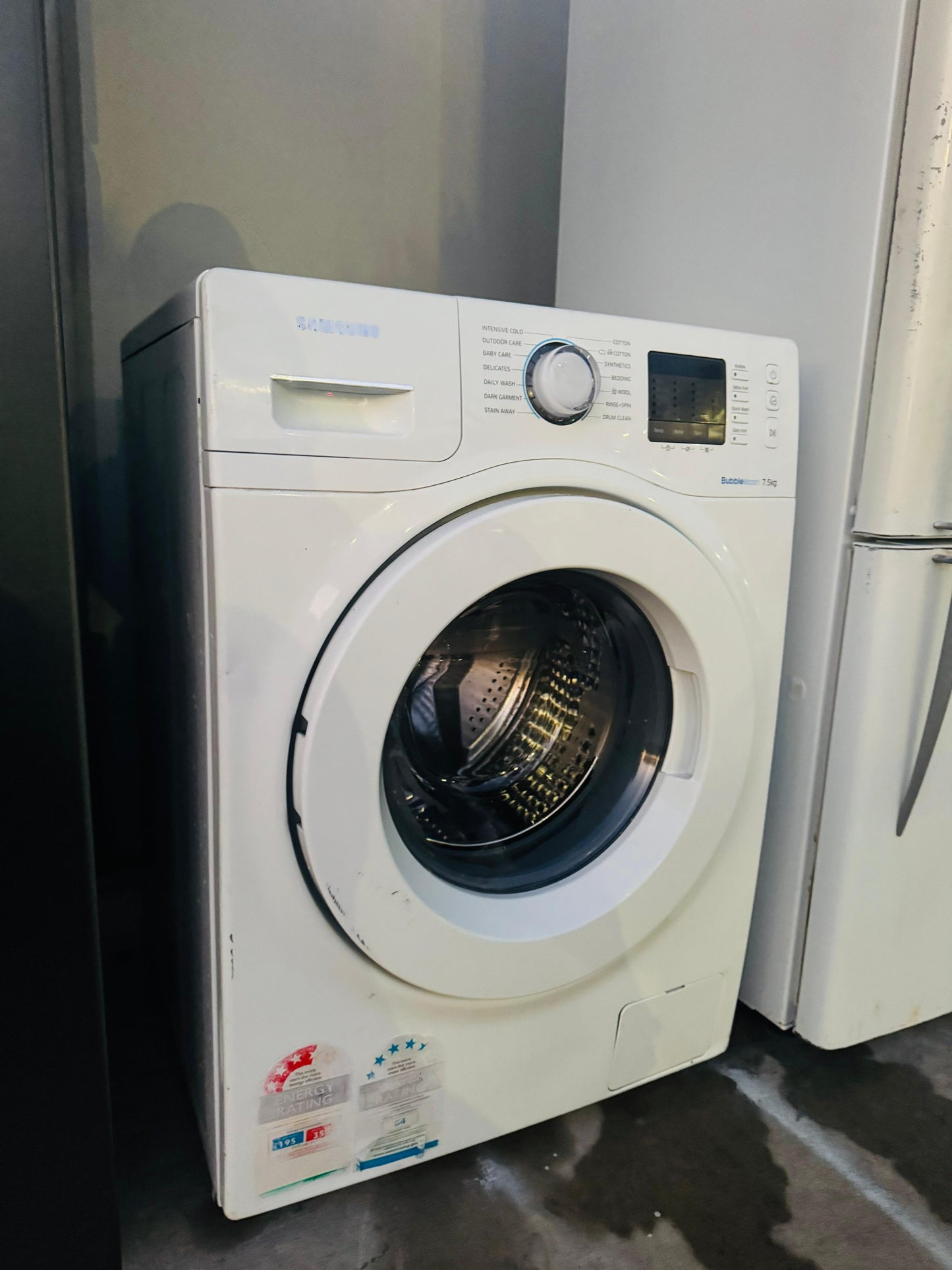 SAMSUNG 7.5 KGS FRONT LOADER WASHING MACHINE