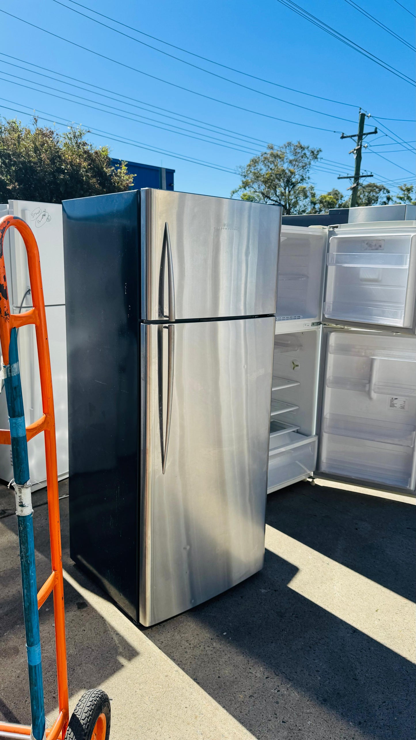 FISHER AND PAYKEL 441 LITRES FRIDGE FREEZER