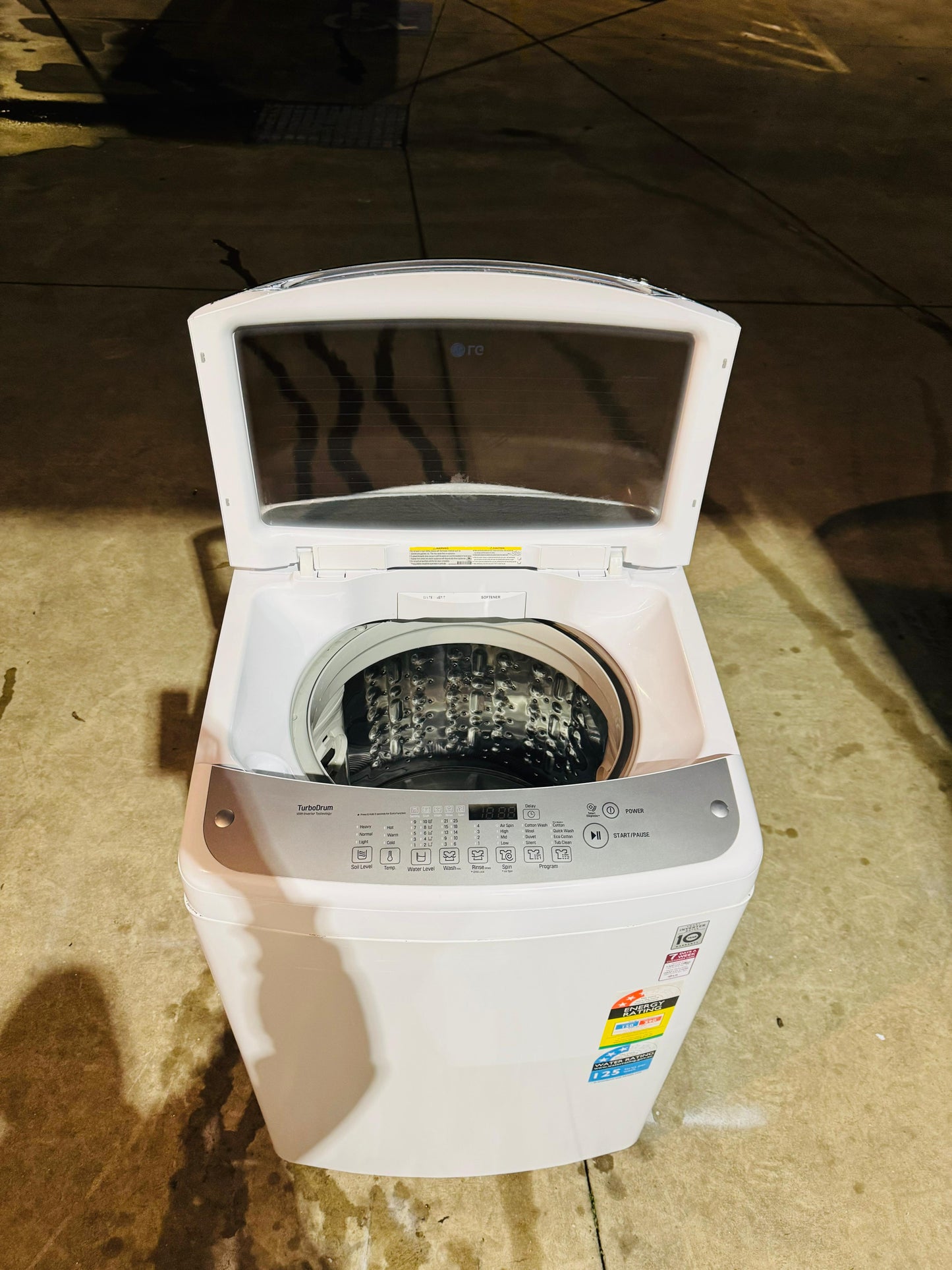 LG 8.5 KGS TOP LOADER WASHING MACHINE