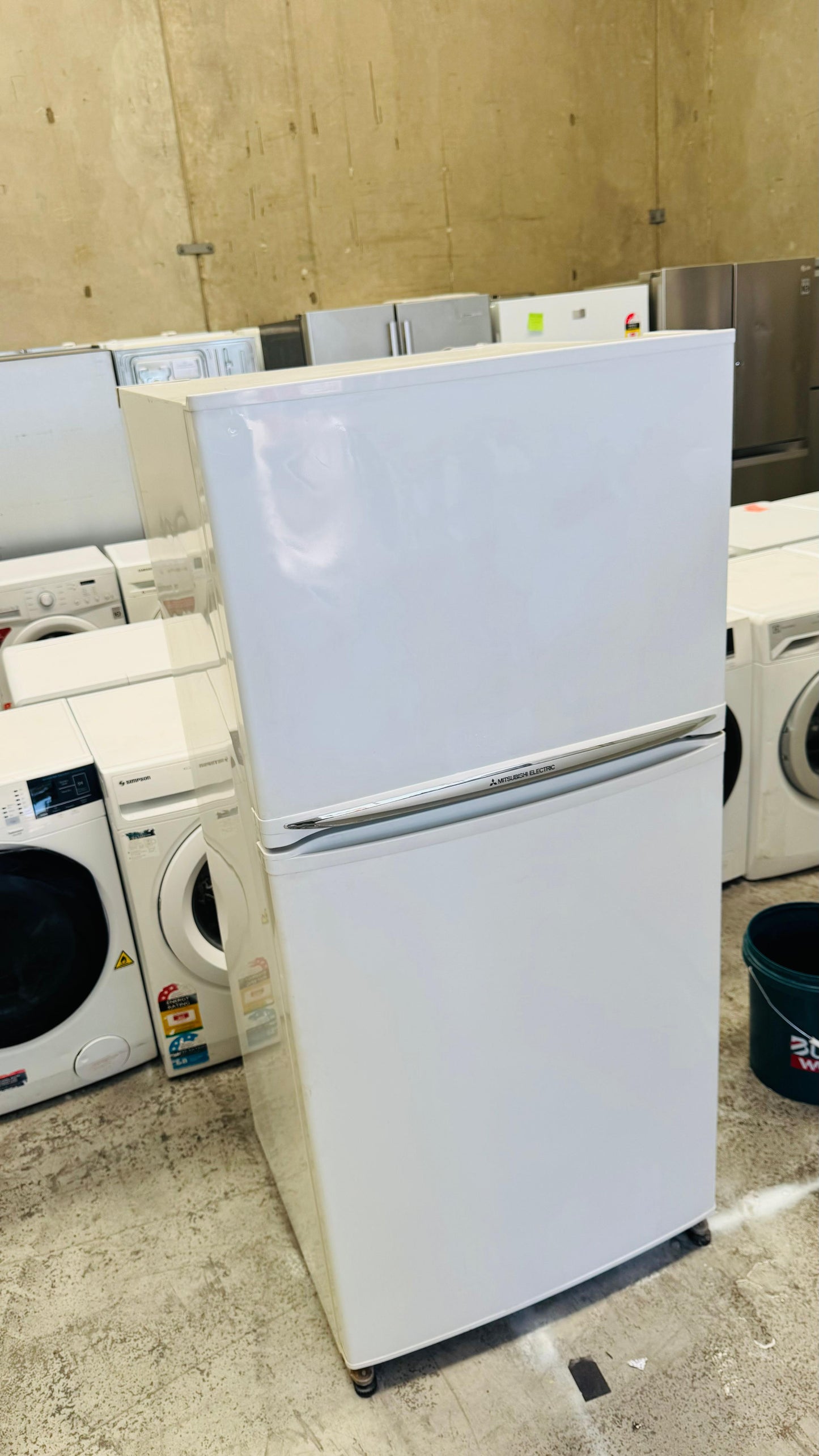 MITSUBUSHI 508 LITRES FRIDGE FREEZER