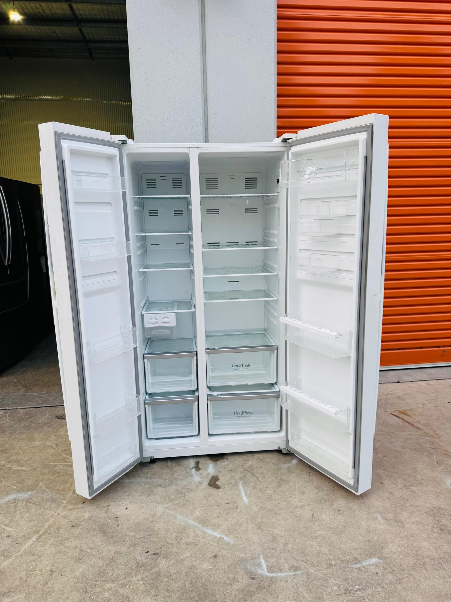 WESTINGHOUSE SIDE BY SIDE 620 LITRES FRIDGE FREEZER