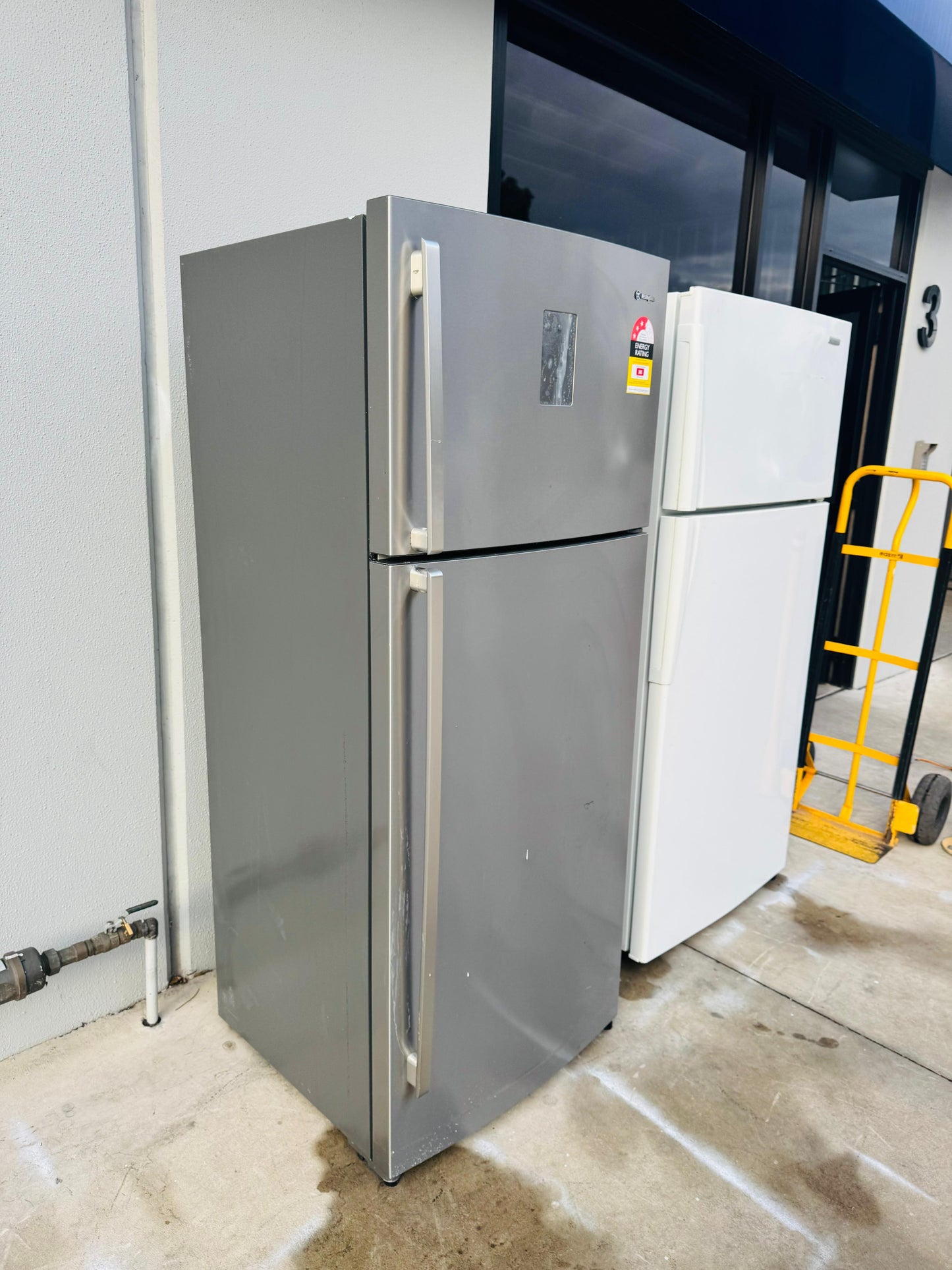 WESTING HOUSE 462 LITRES FRIDGE FREEZER