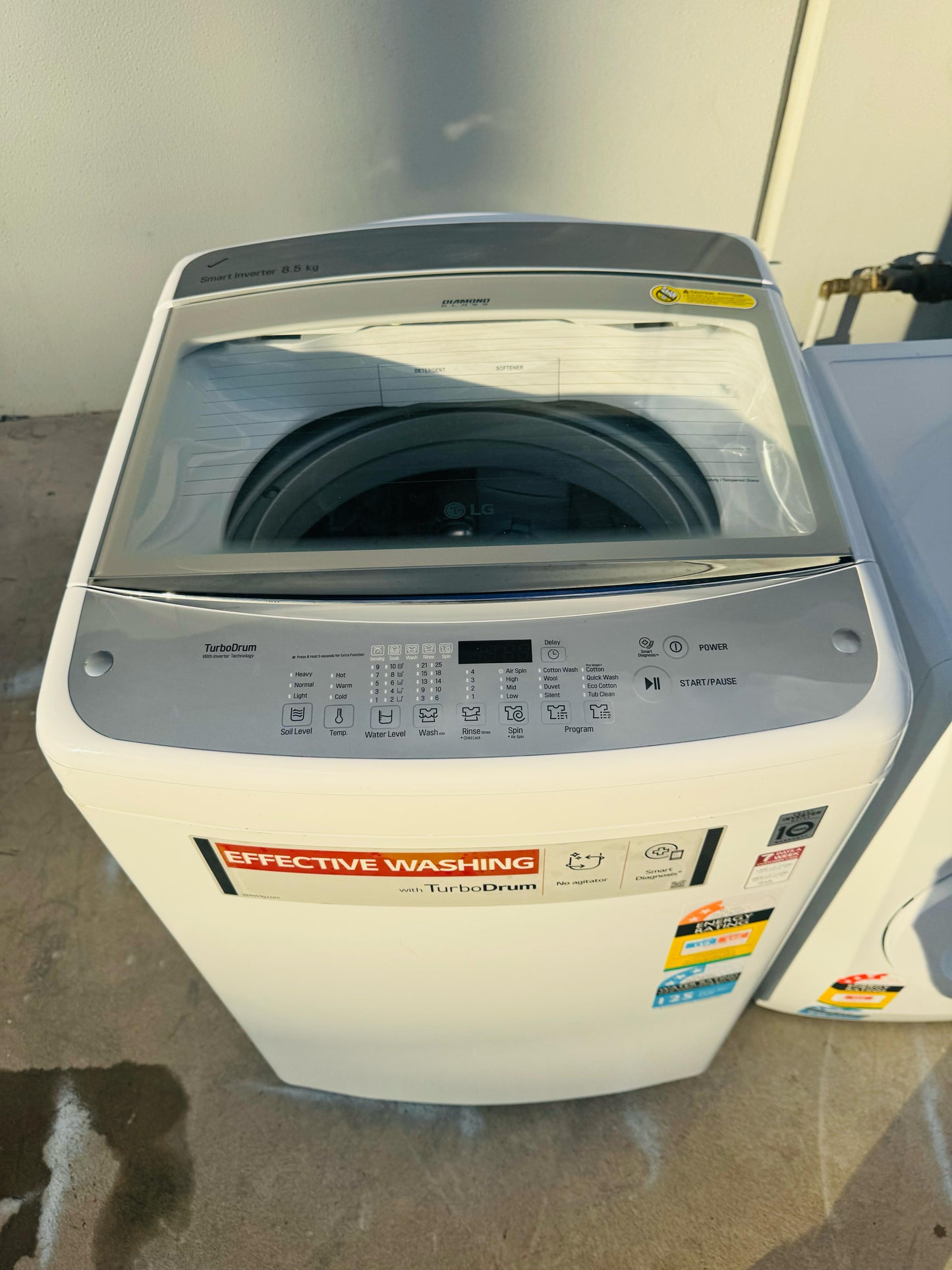 **LG 8.5 KGS TOP LOADER WASHING MACHINE** FREE DELIVERY
