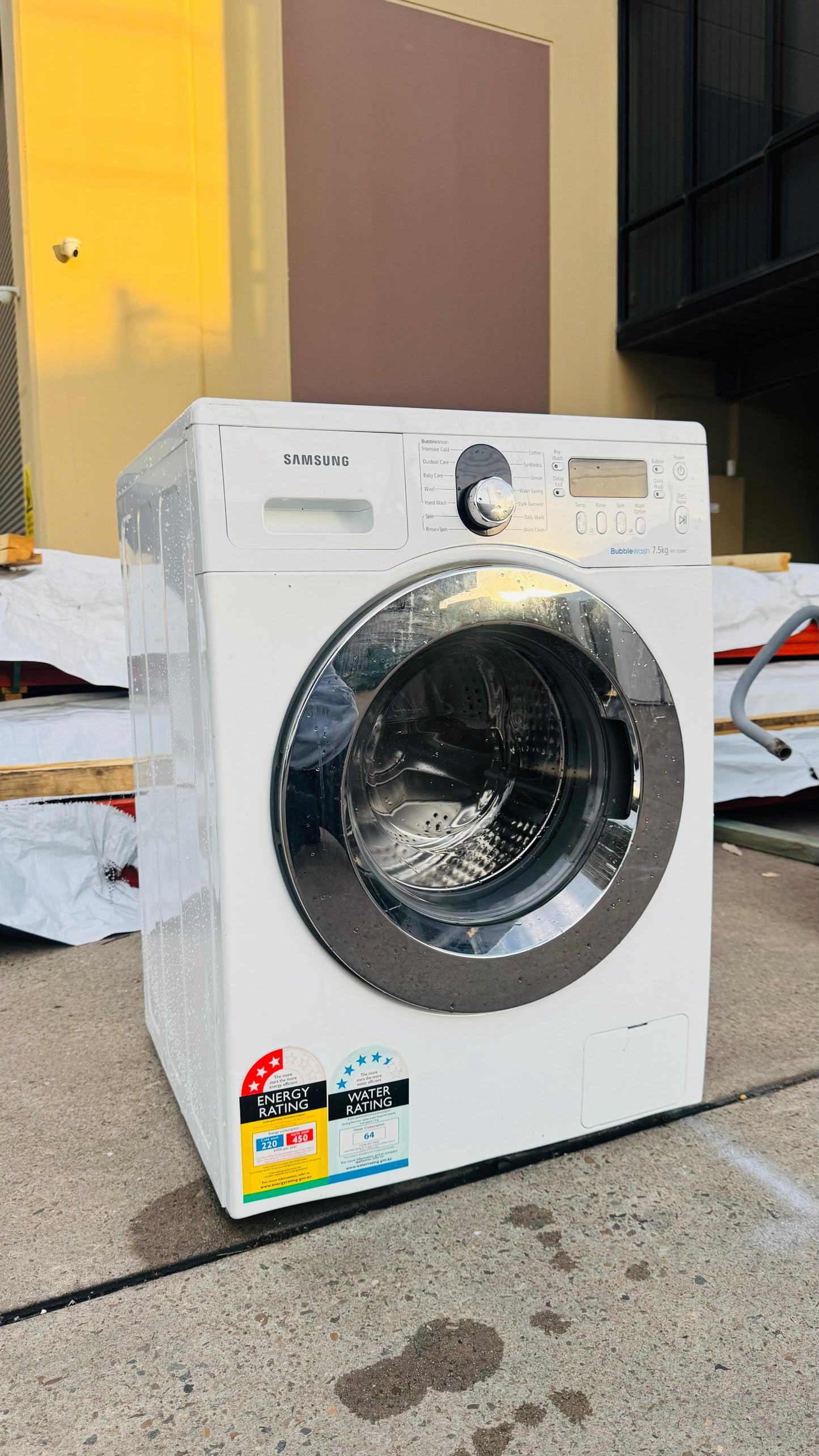 SAMSUNG 7.5KGS FRONT LOADER WASHING MACHINE