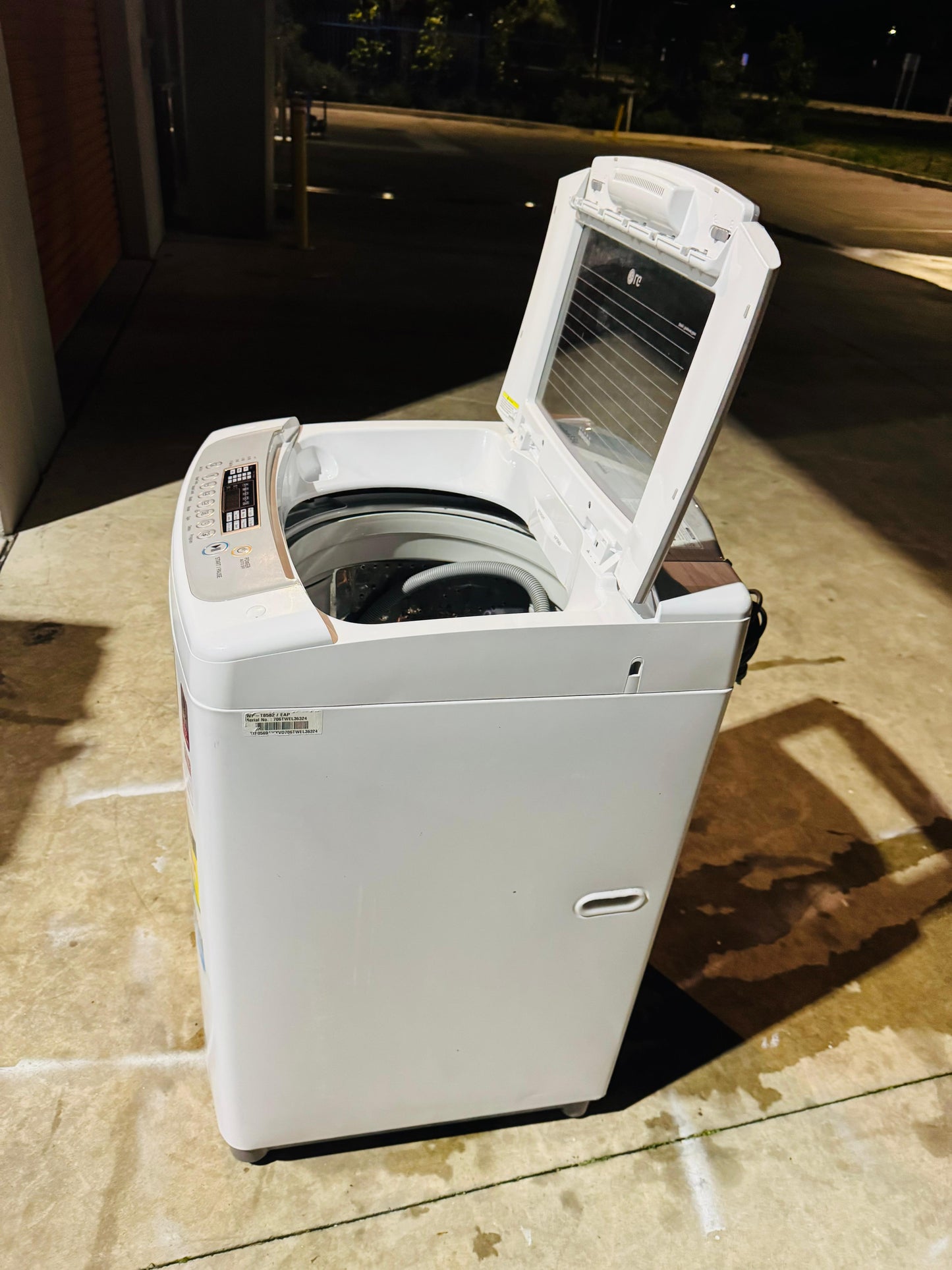 LG 8.5 KGS TOP LOADER WASHING MACHINE