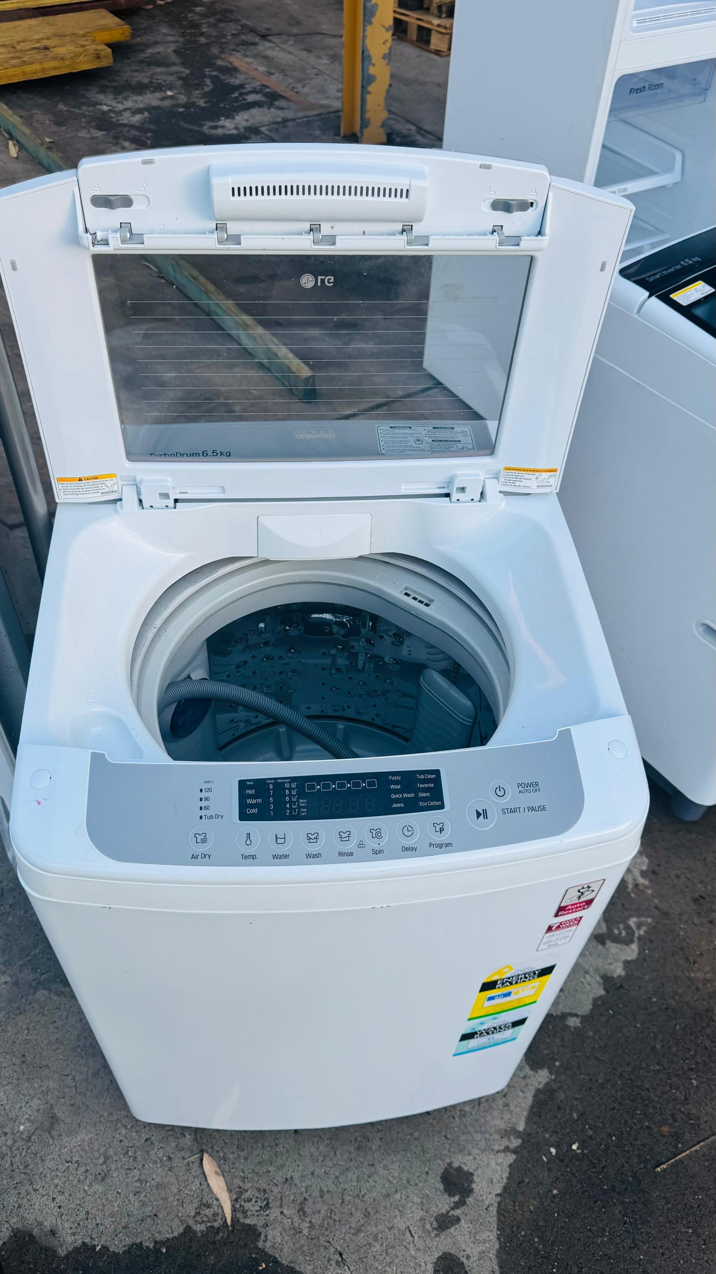 LG 6.5KGS TOP LOADER WASHING MACHINE