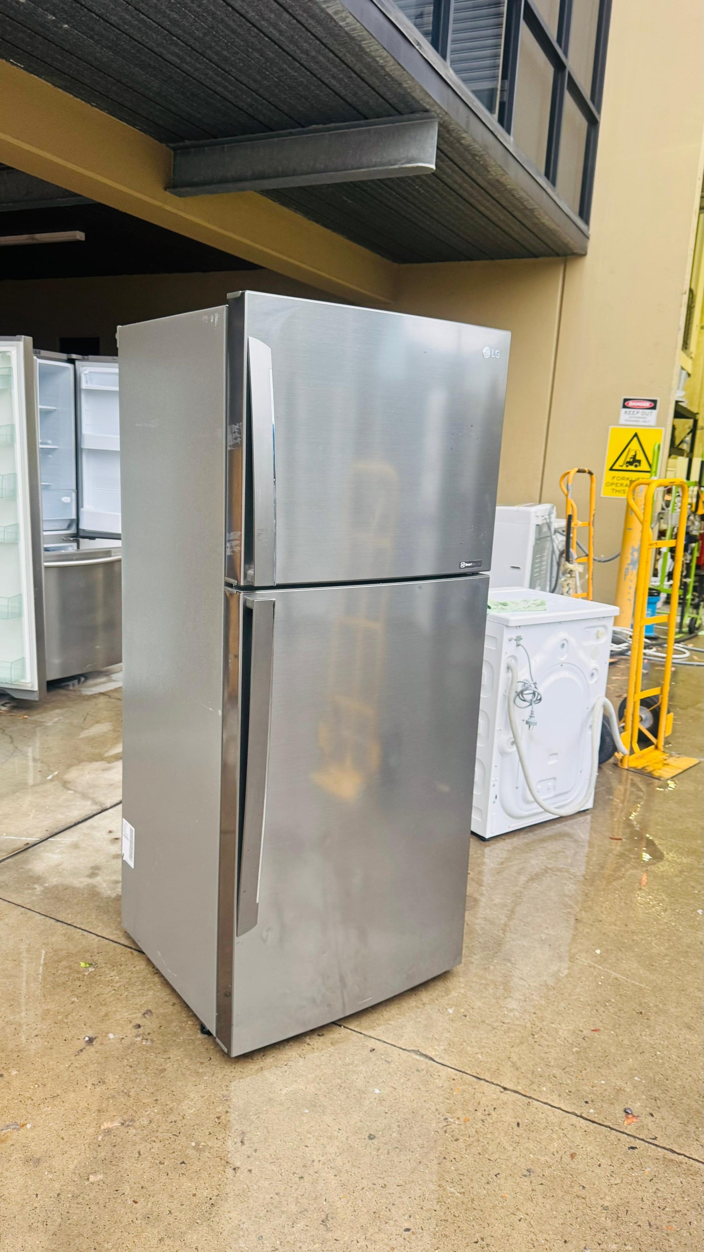 LG 442 LITRES FRIDGE FREEZER