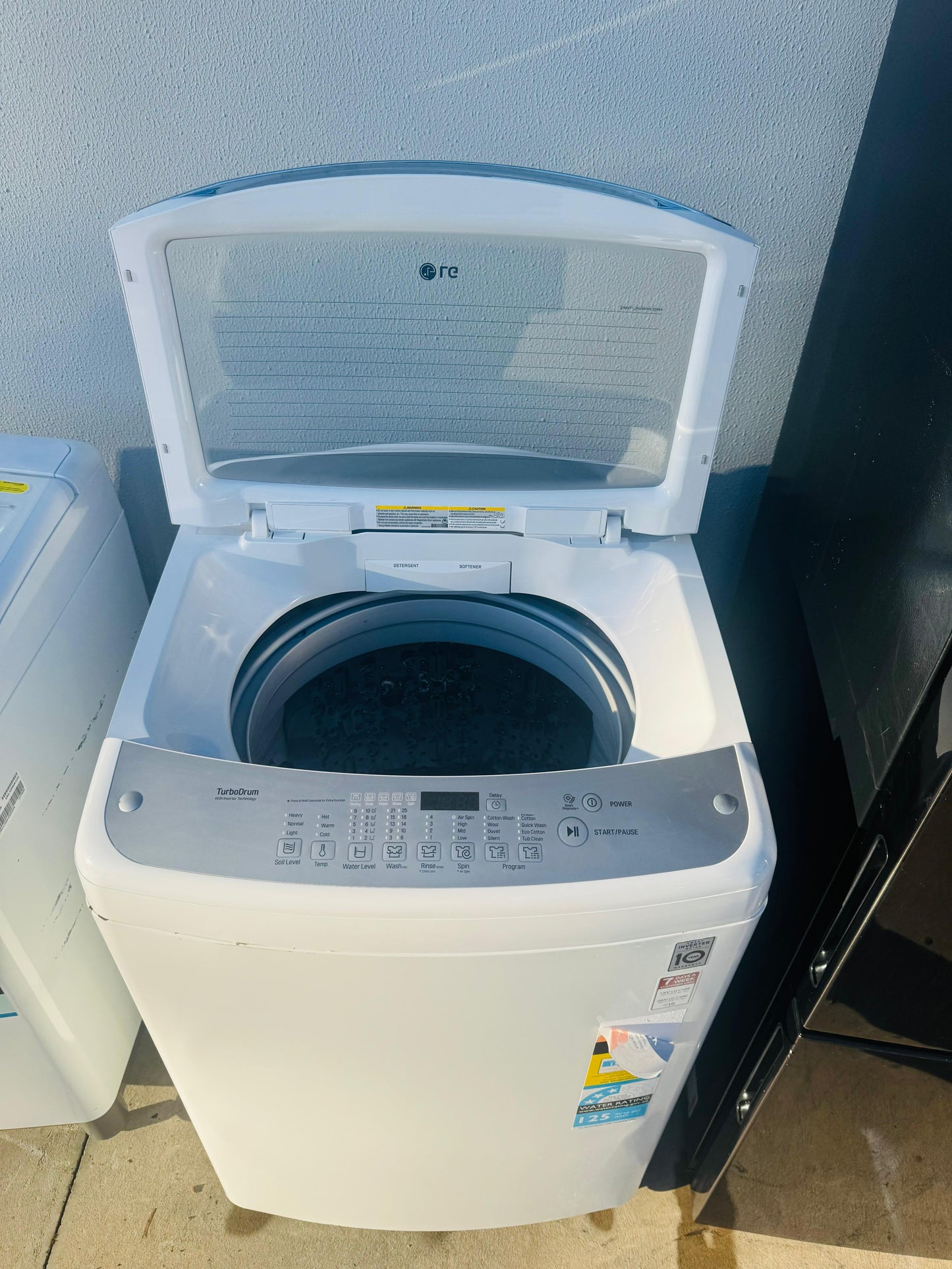 LG 8.5 KGS TOP LOADER WASHING MACHINE