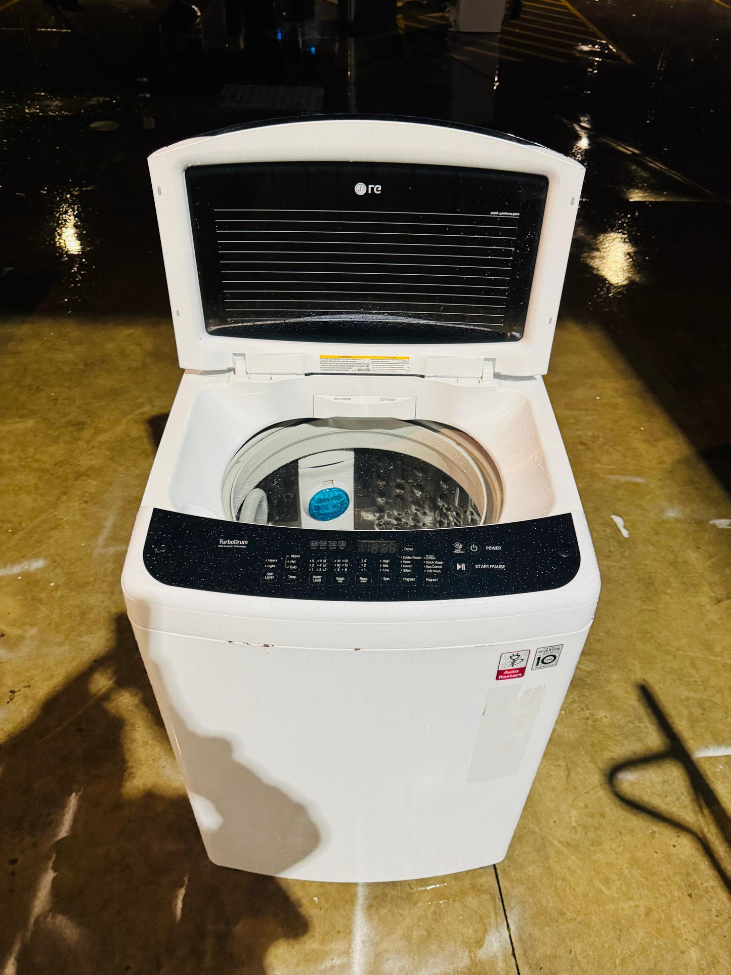LG 8.5 KGS TOP LOADER WASHING MACHINE