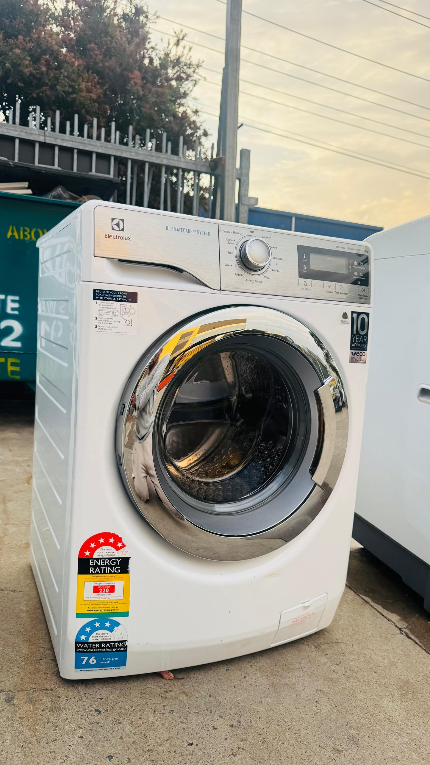 ELECTROLUX 9KGS FRONT LOADER WASHING MACHINE