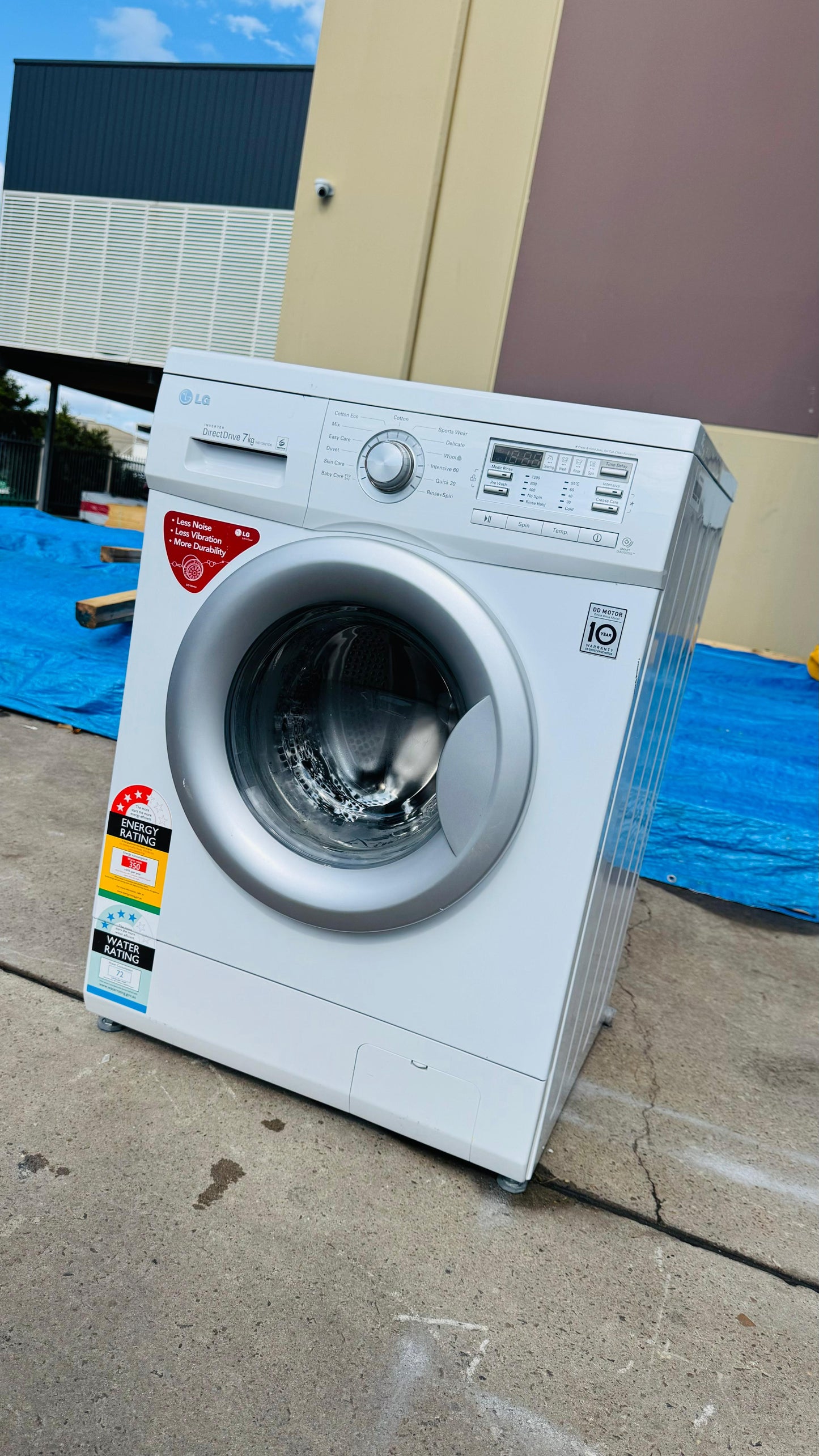 LG 7KGS FRONT LOADER WASHING MACHINE
