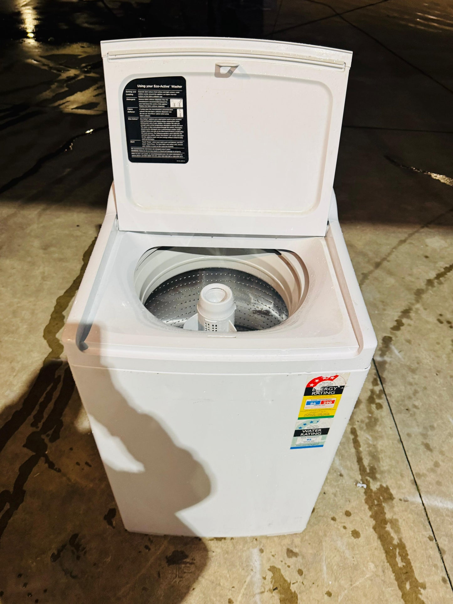 FISHER AND PAYKEL 8KGS TOP LOADER WASHING MACHINE