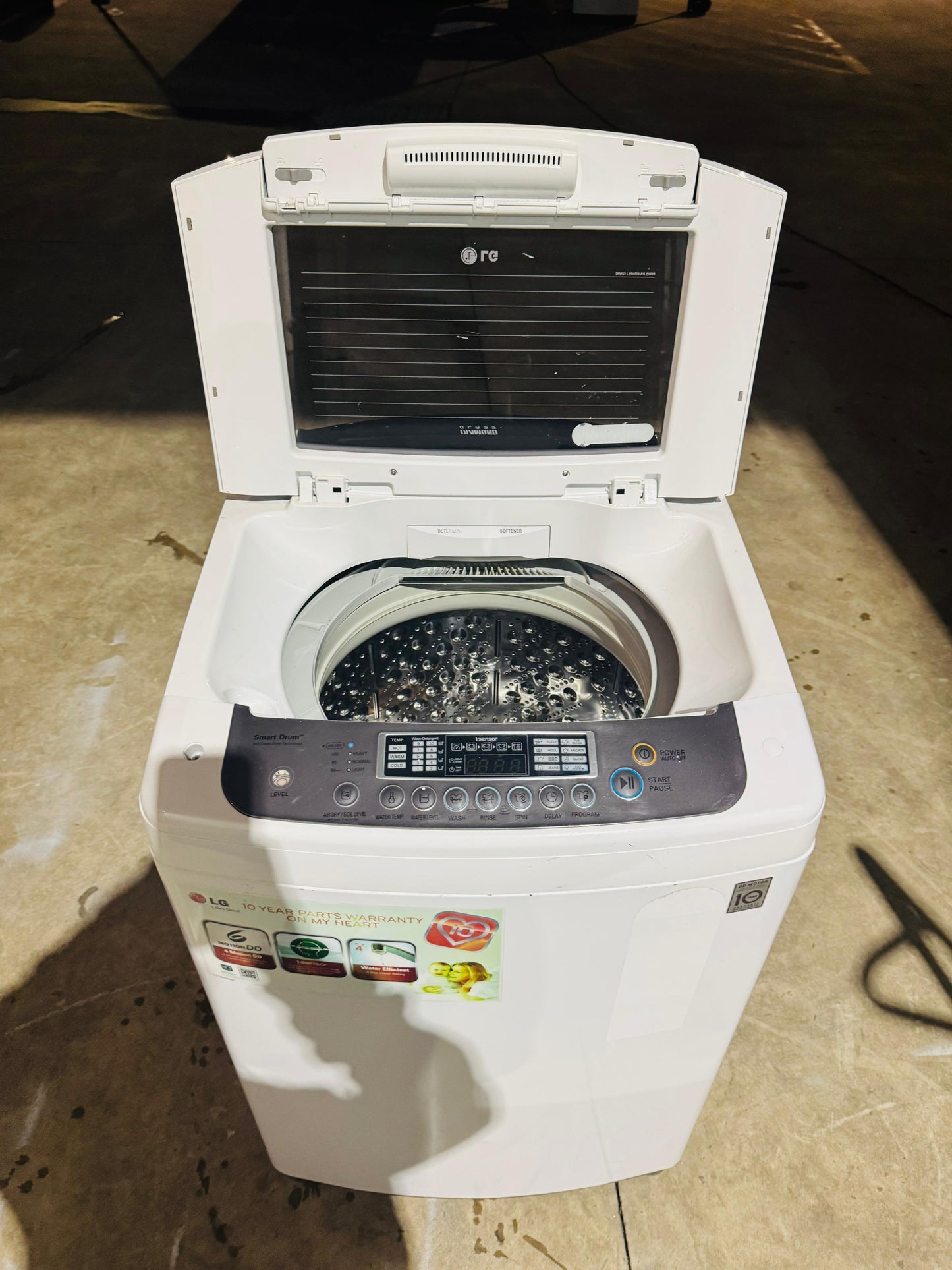 LG 8KGS TOP LOADER WASHING MACHINE