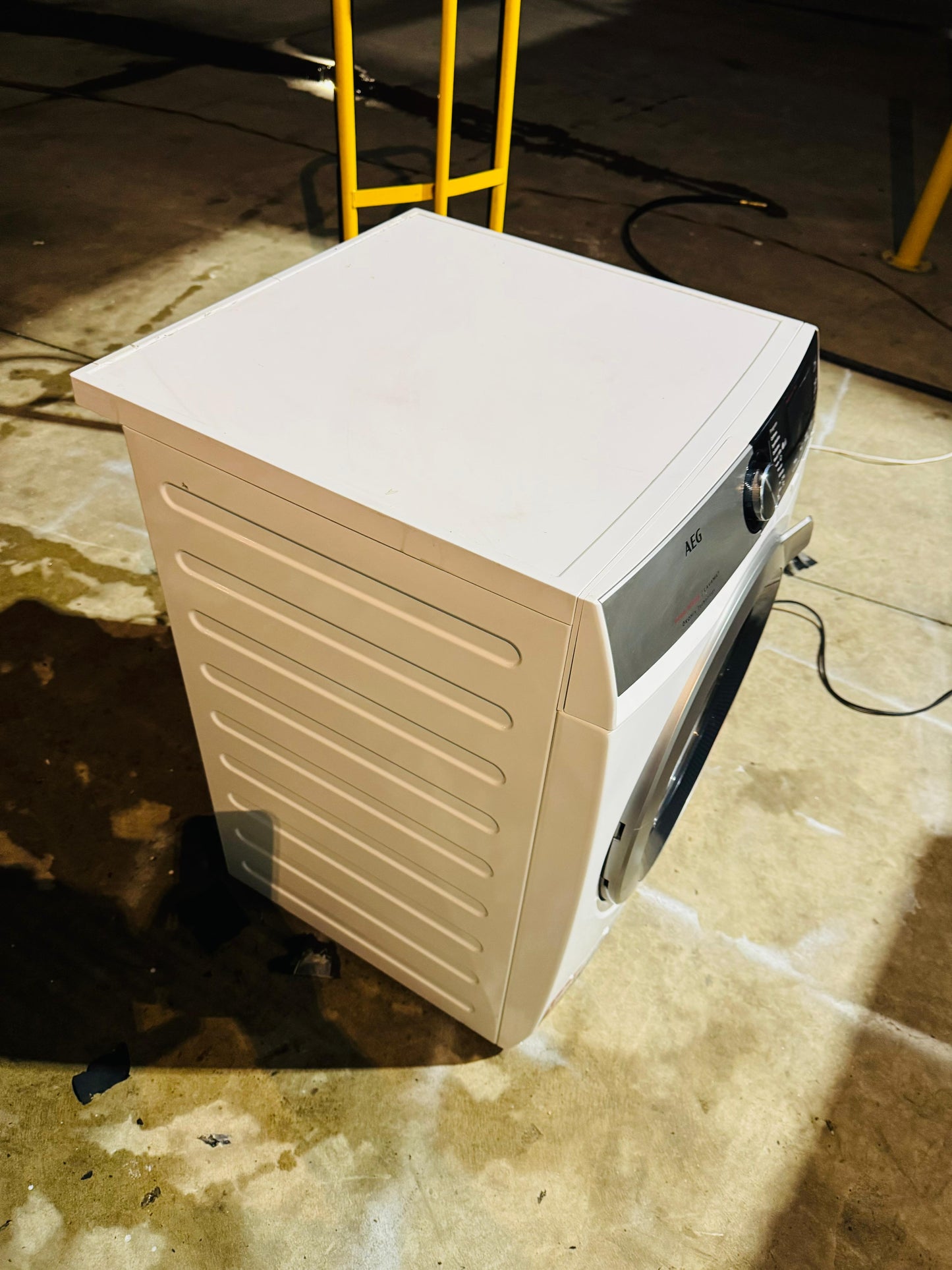AEG 10KGS FRONT LOADER WASHING MACHINE