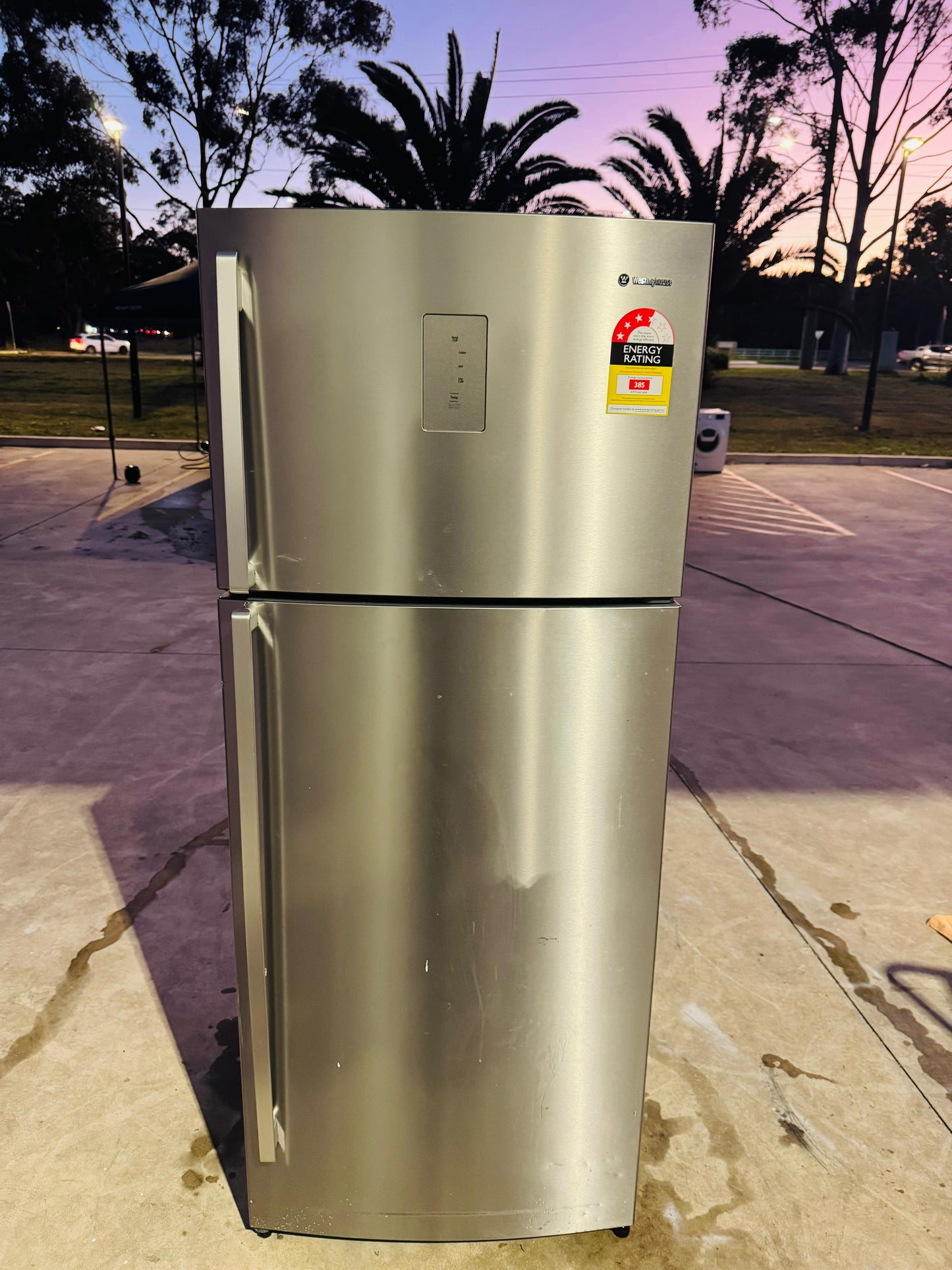 WESTING HOUSE 462 LITRES FRIDGE FREEZER
