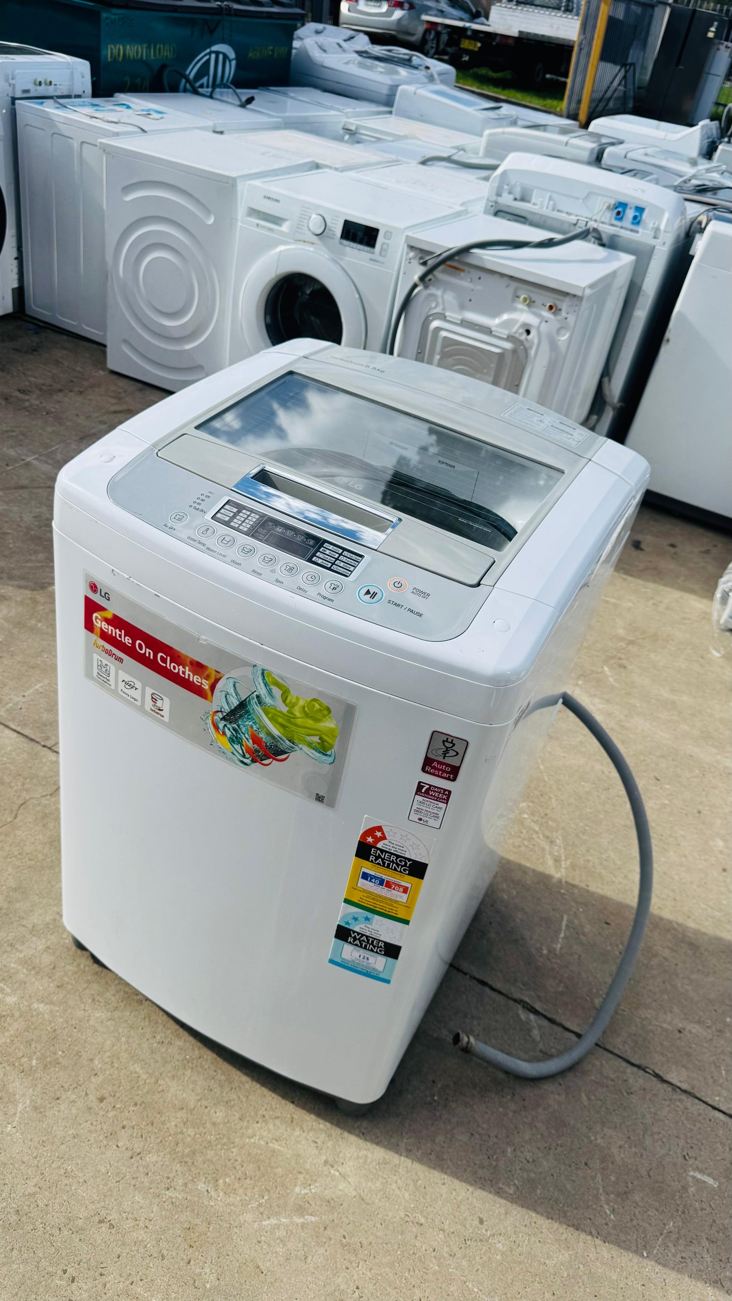 LG 8.5KGS TOP LOADER WASHING MACHINE