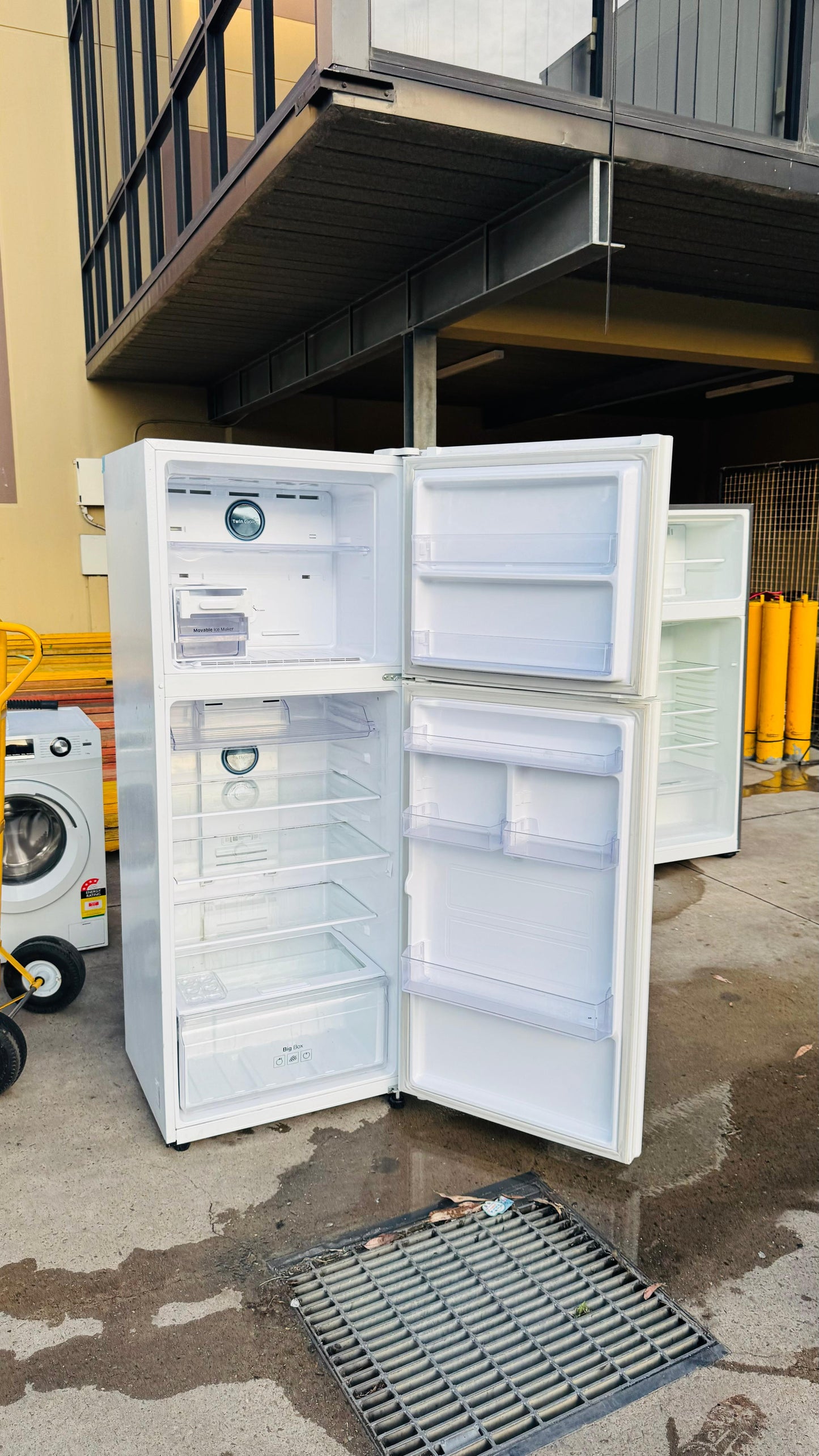 SAMSUNG 419 LITRES FRIDGE FREEZER