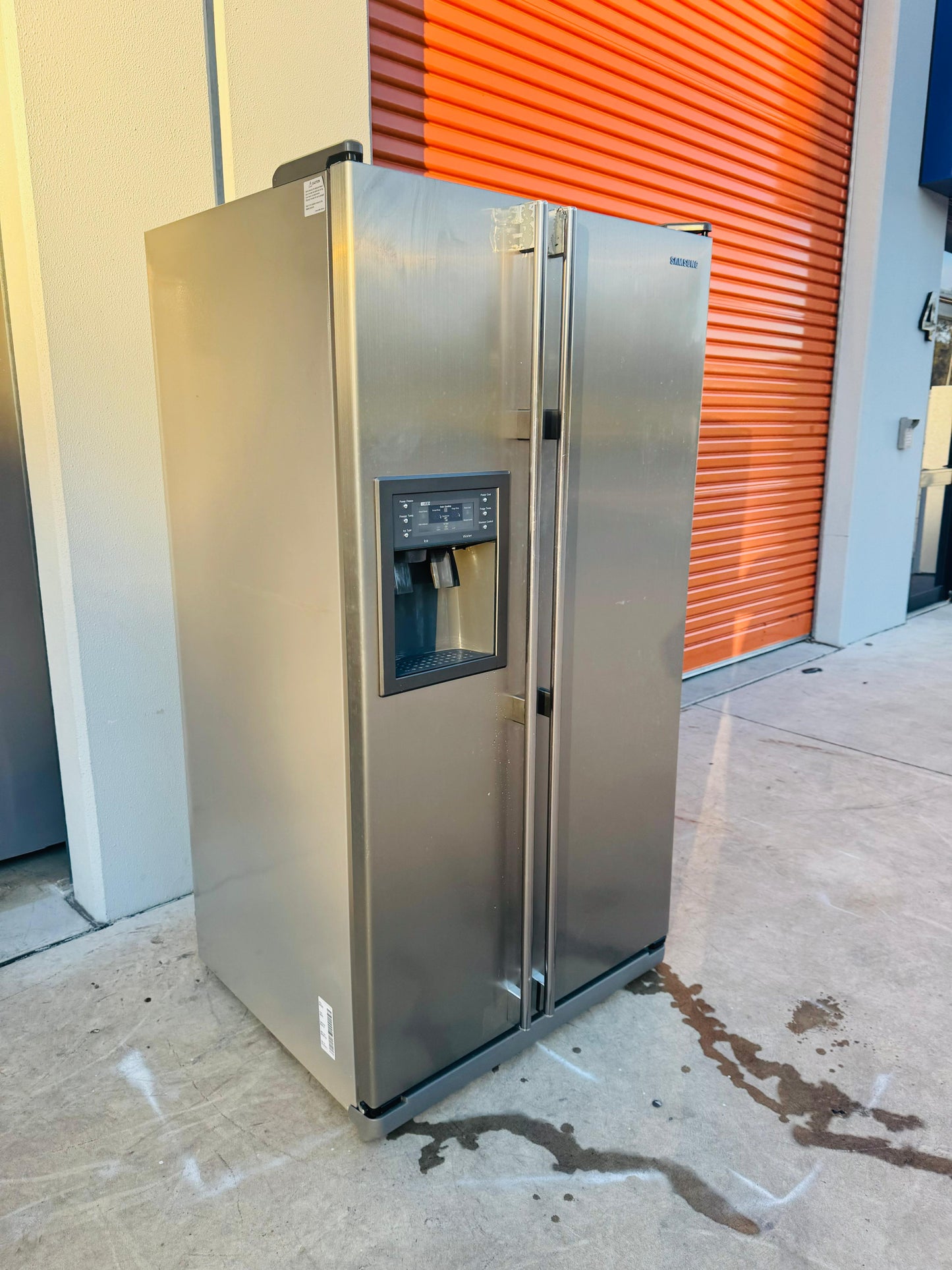 SAMSUNG 700 LITRES SIDE BY SIDE DOOR FRIDGE FREEZER