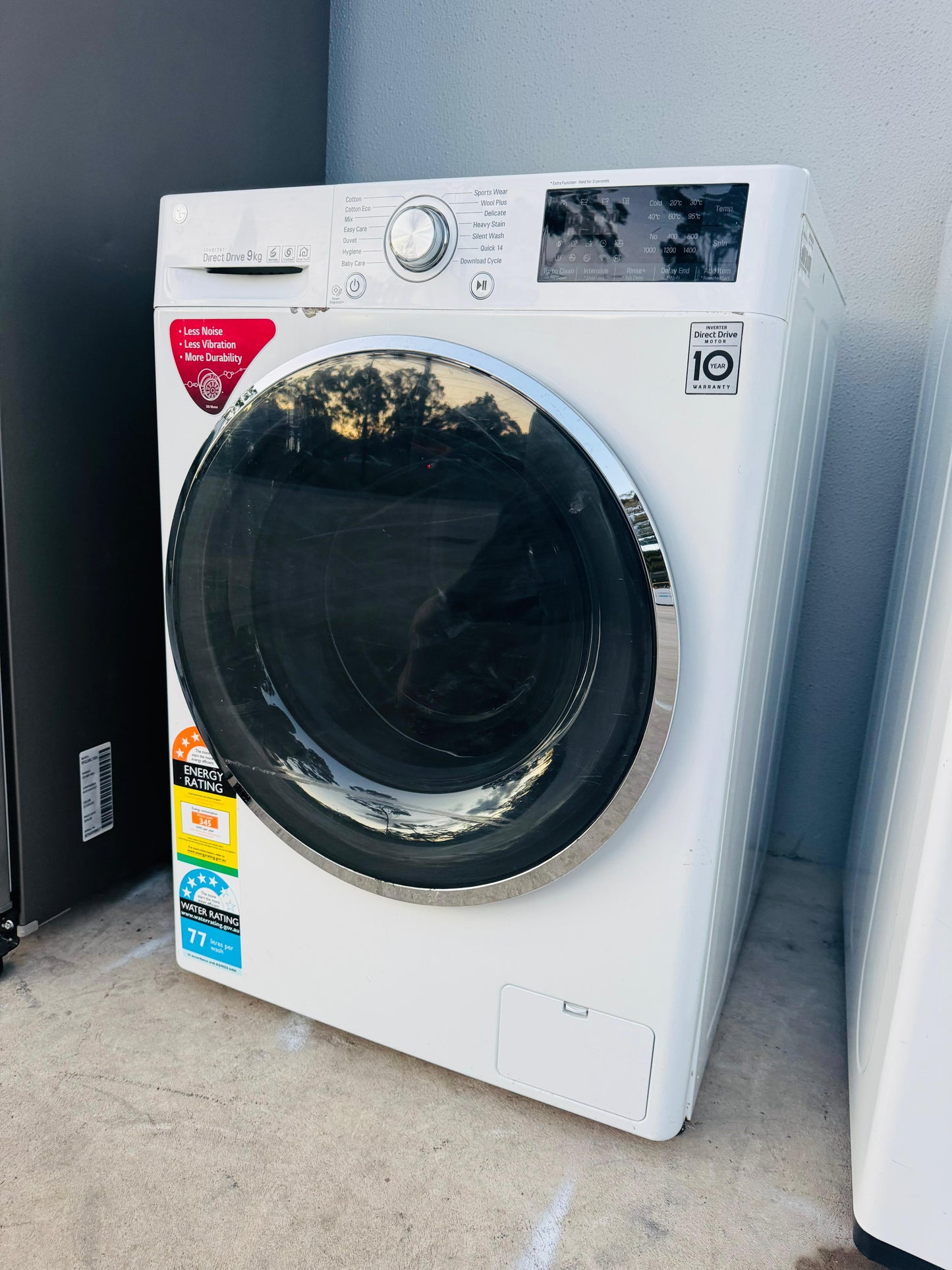 LG 9KGS FRONT LOADER WASHING MACHINE