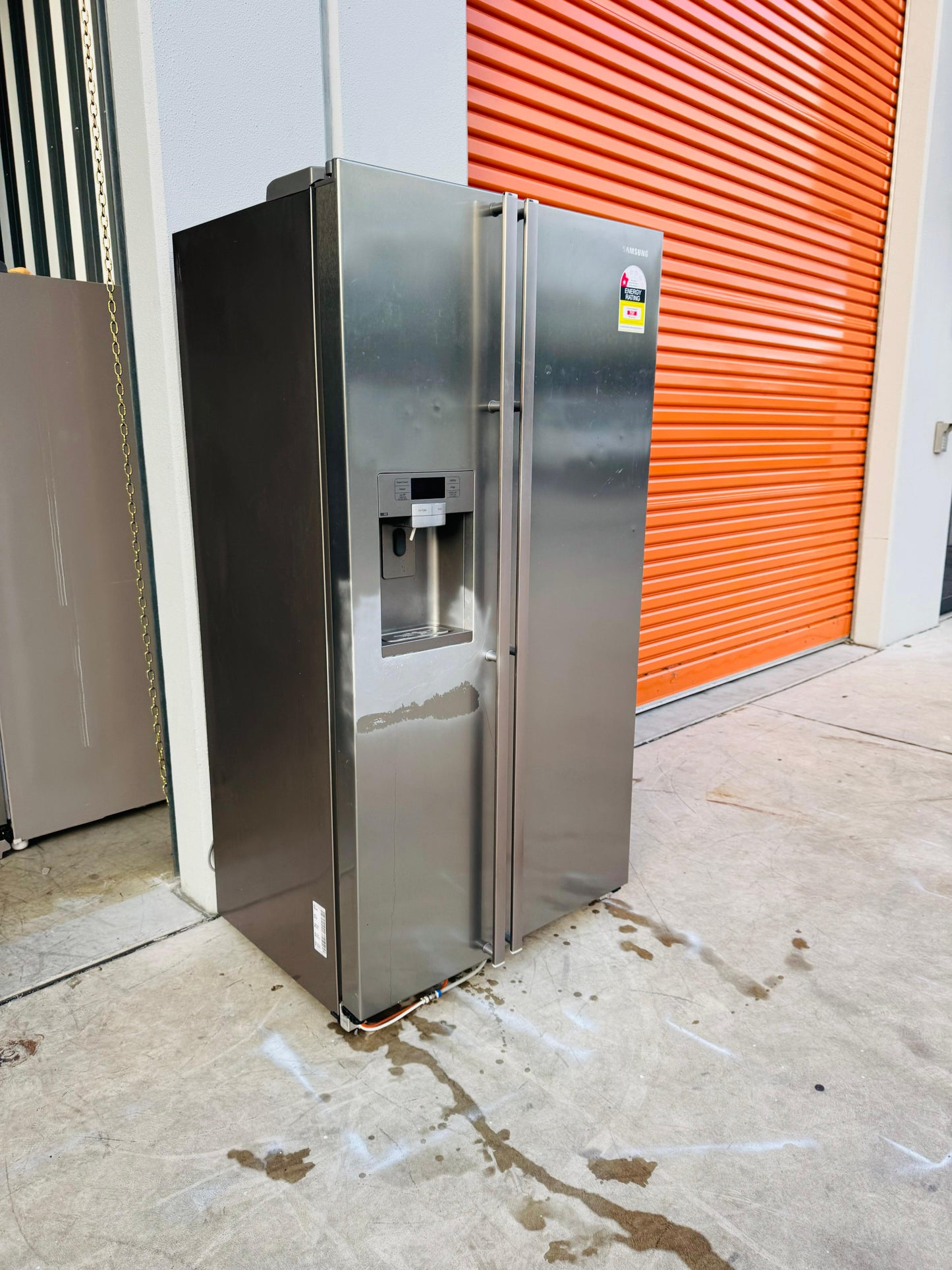 SAMSUNG SIDE BY SIDE 691 LITRES FRDIGE FREEZER