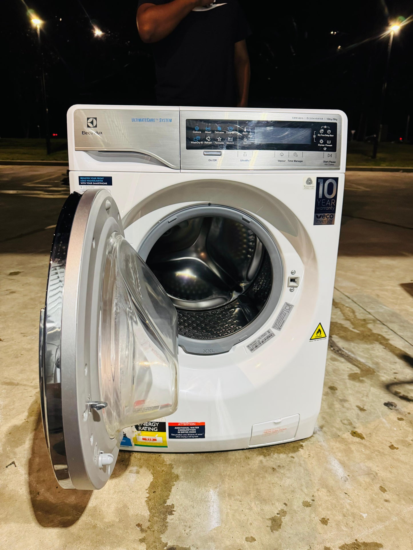 ELECTROLUX 10KGS FRONT LOADER WASHING MACHINE
