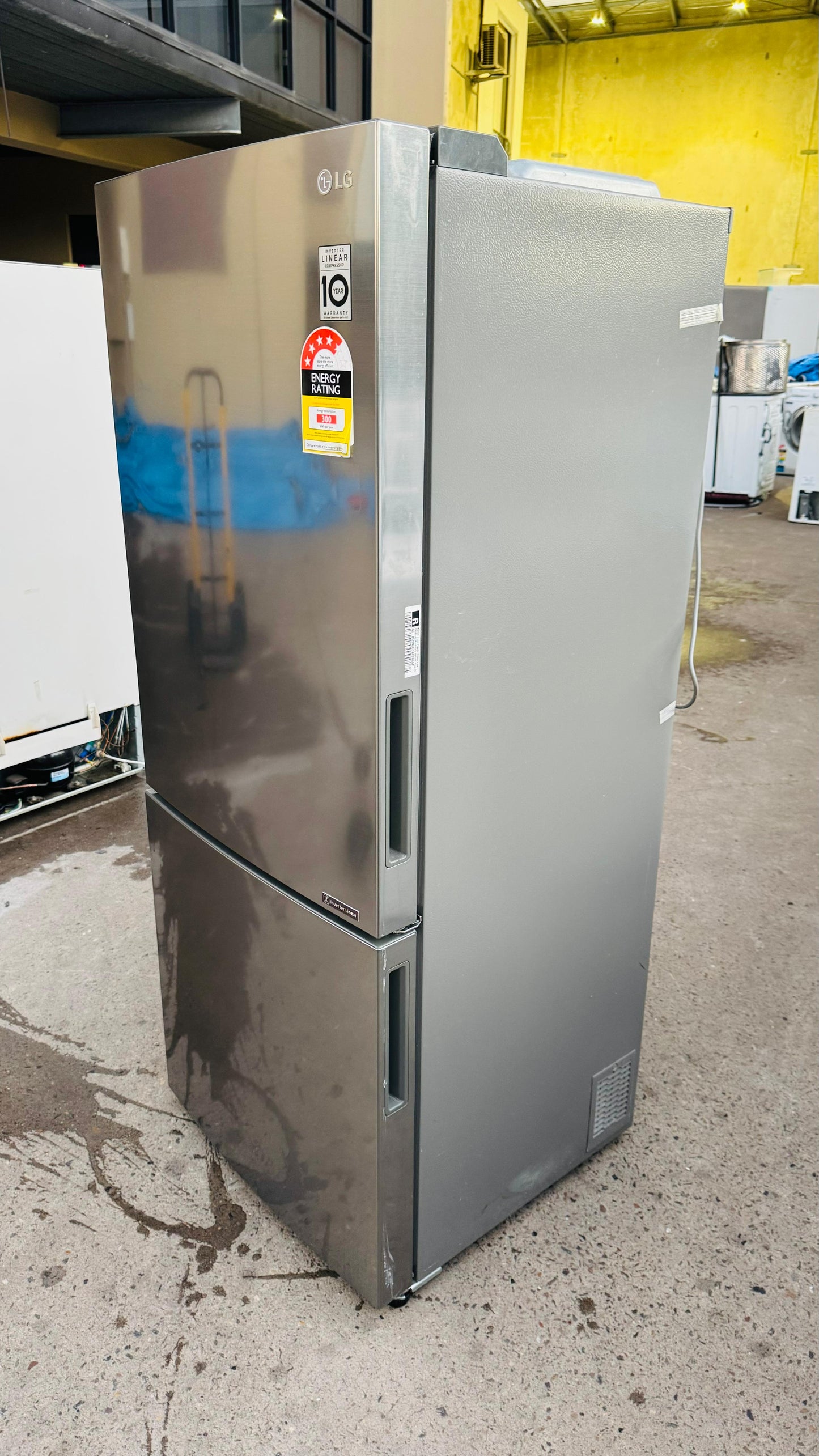 LG 454 LITRES FRIDGE FREEZER