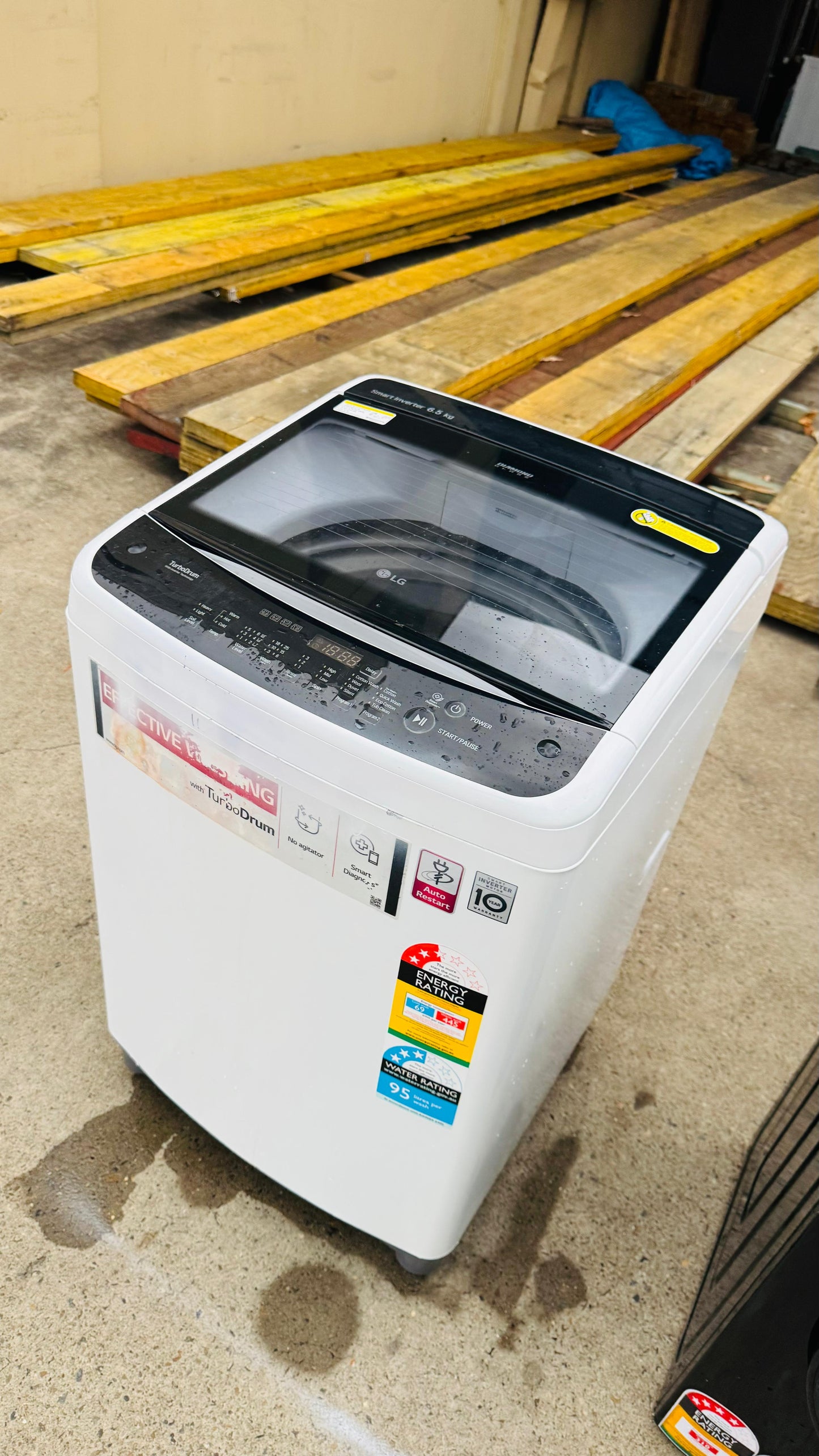 LG 6.5KGS TOPLOADER WASHING MACHINE